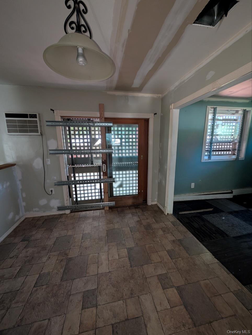 4th image of 16 Thomas St, Brookhaven, NY 11727 | MLS# 1026481