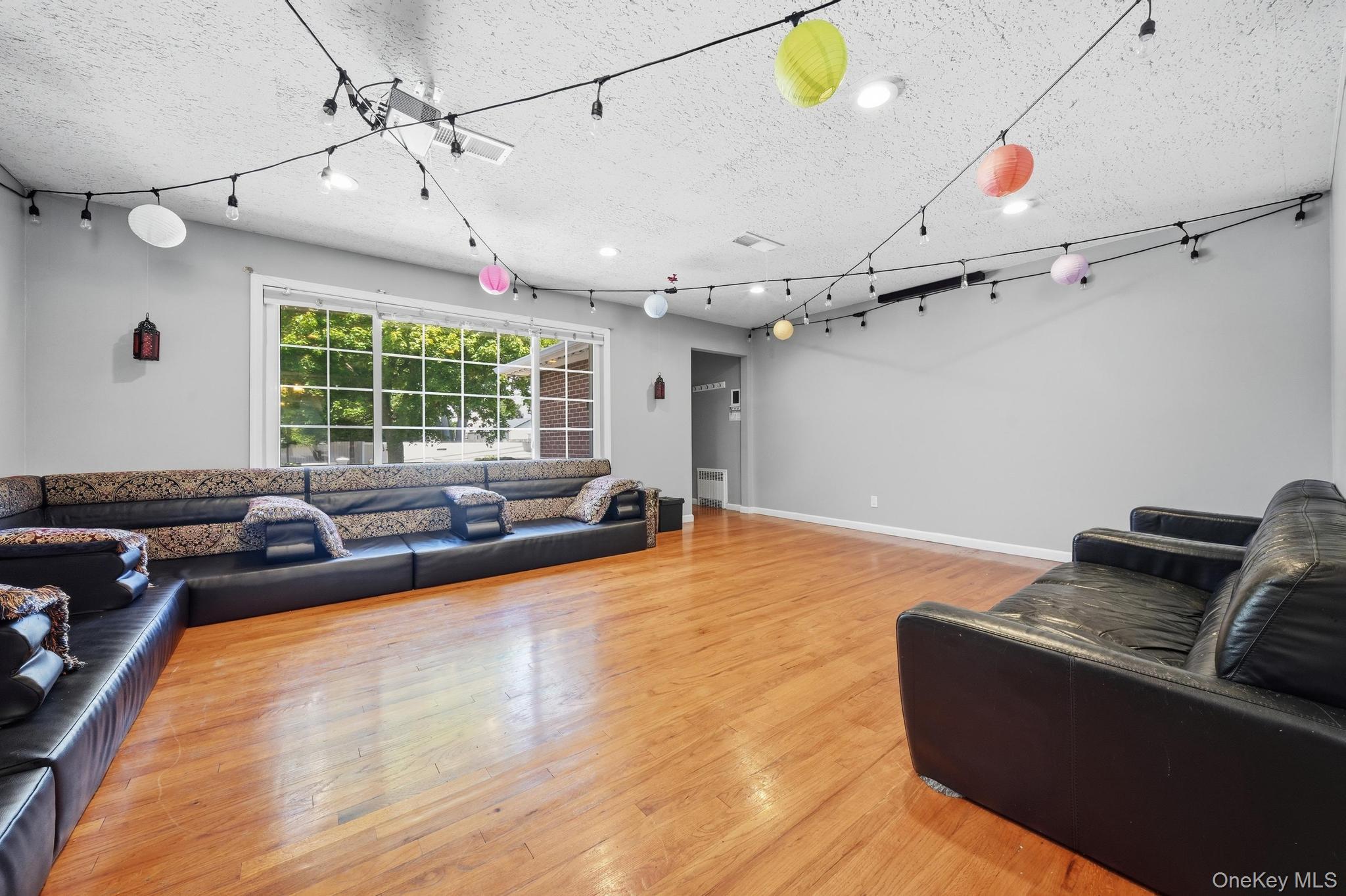 5th image of 32 Lake Ave, Deer Park, NY 11729 | MLS# 1026504