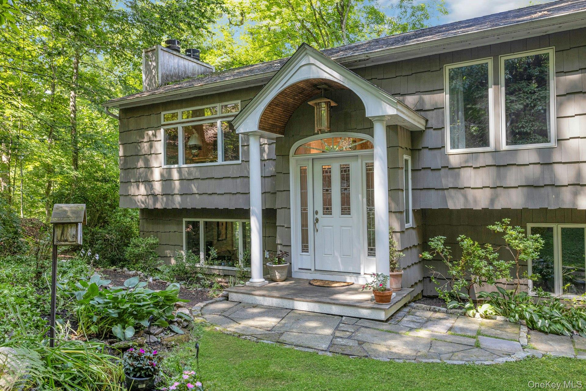 2nd image of 99 Lakeside Dr, Bedford, NY 10536 | MLS# 1026527