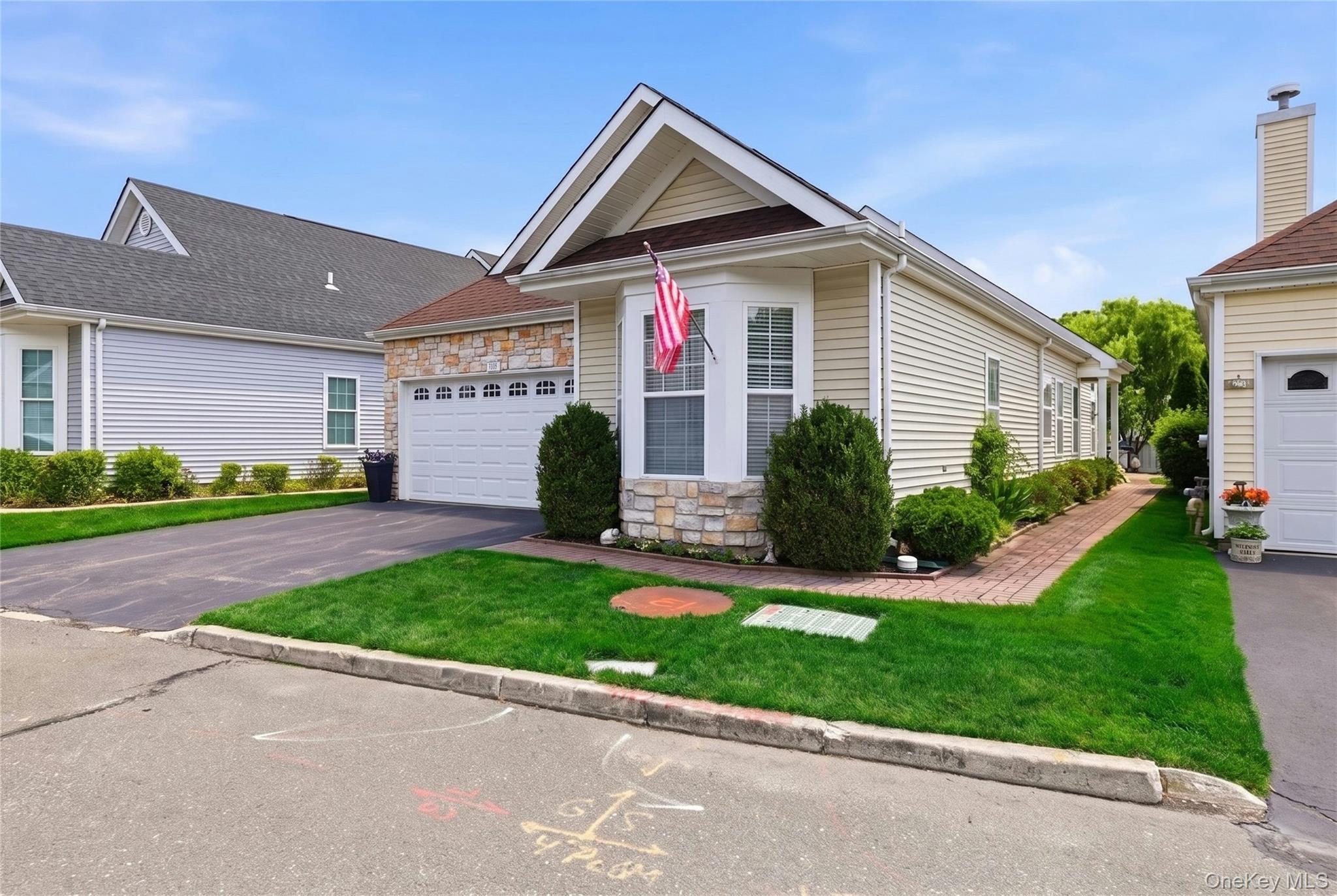 2nd image of 581 Leisure Dr, Brookhaven, NY 11961 | MLS# 1026532