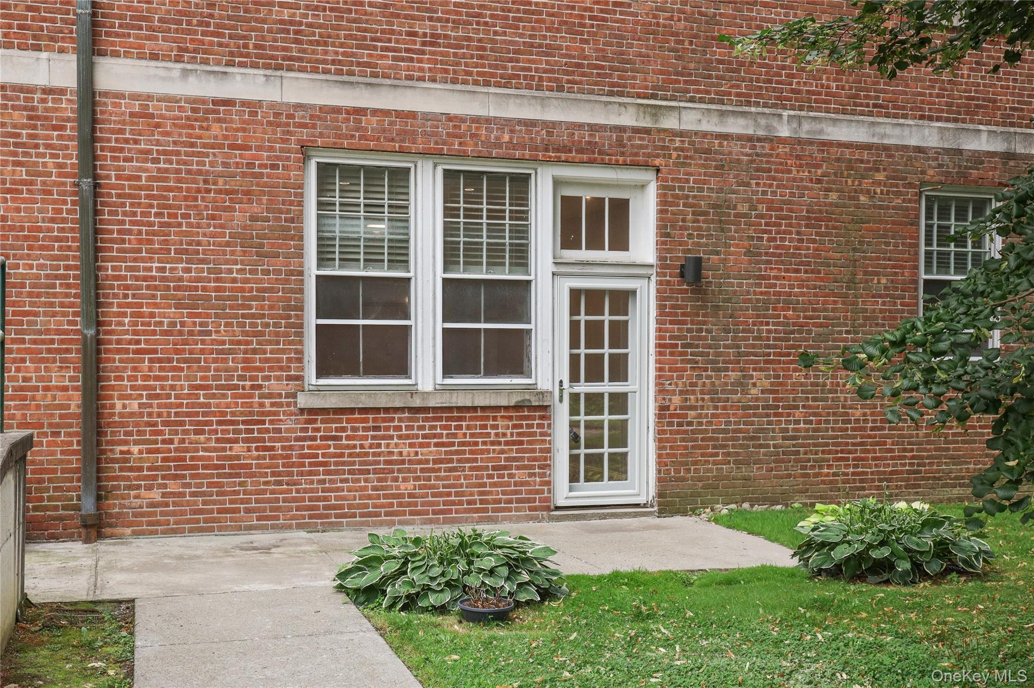 2nd image of 1403 Villa At The Woods #1403, Peekskill, NY 10566 | MLS# 1026565