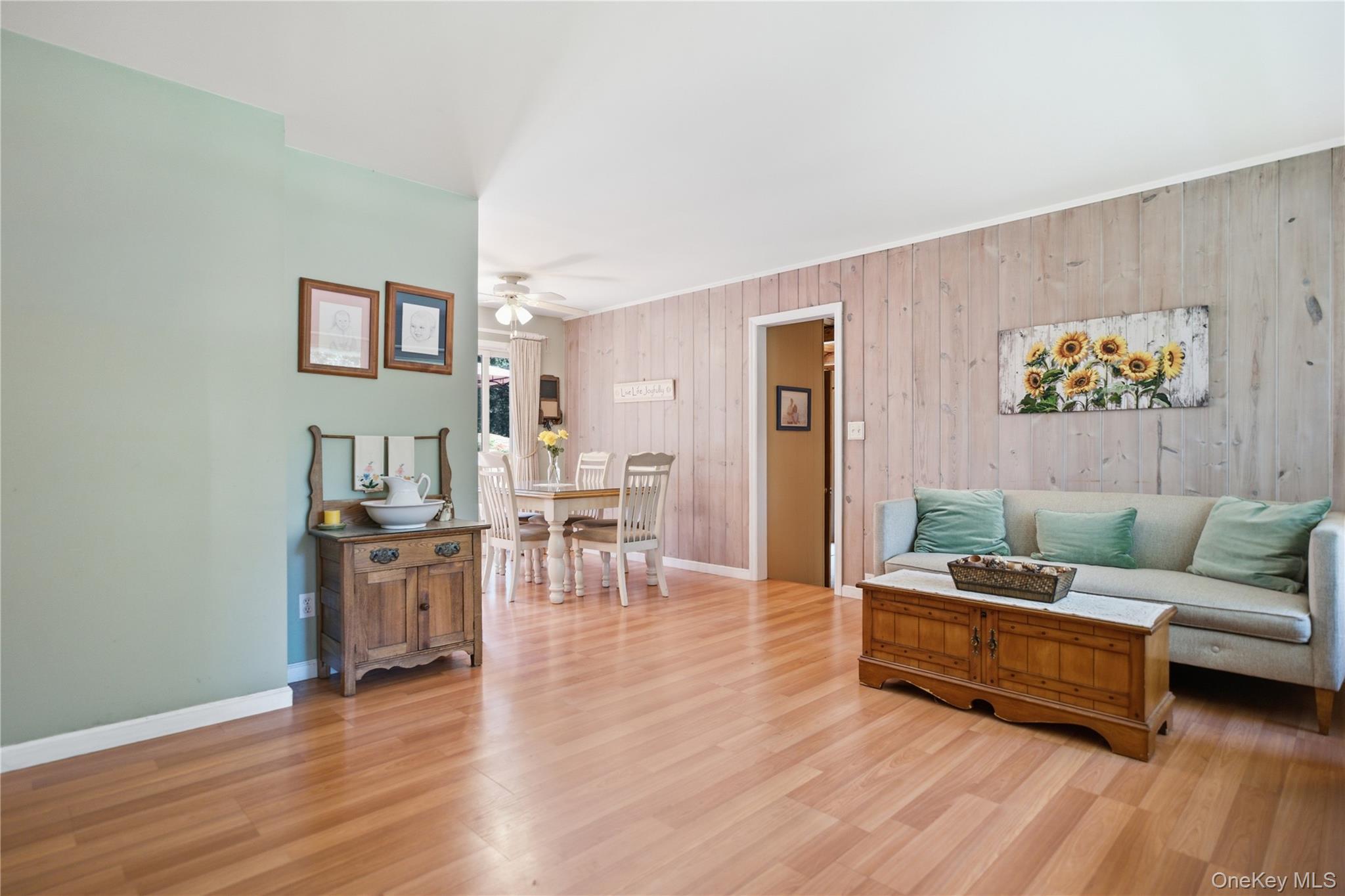 5th image of 5 Columbine Ave, Southampton, NY 11946 | MLS# 1026582