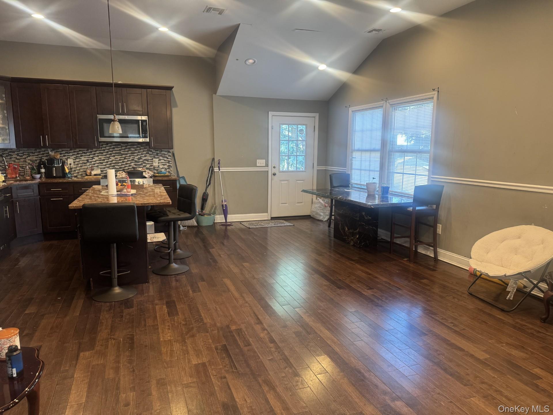 4th image of 75 Gates Ave, Islip, NY 11722 | MLS# 1026693