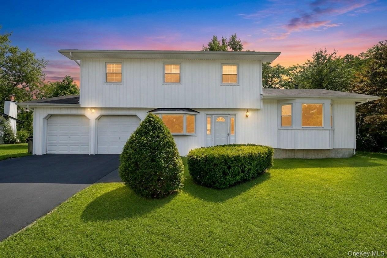 1st image of 2 Valley Forge Dr, Babylon, NY 11798 | MLS# 1026709