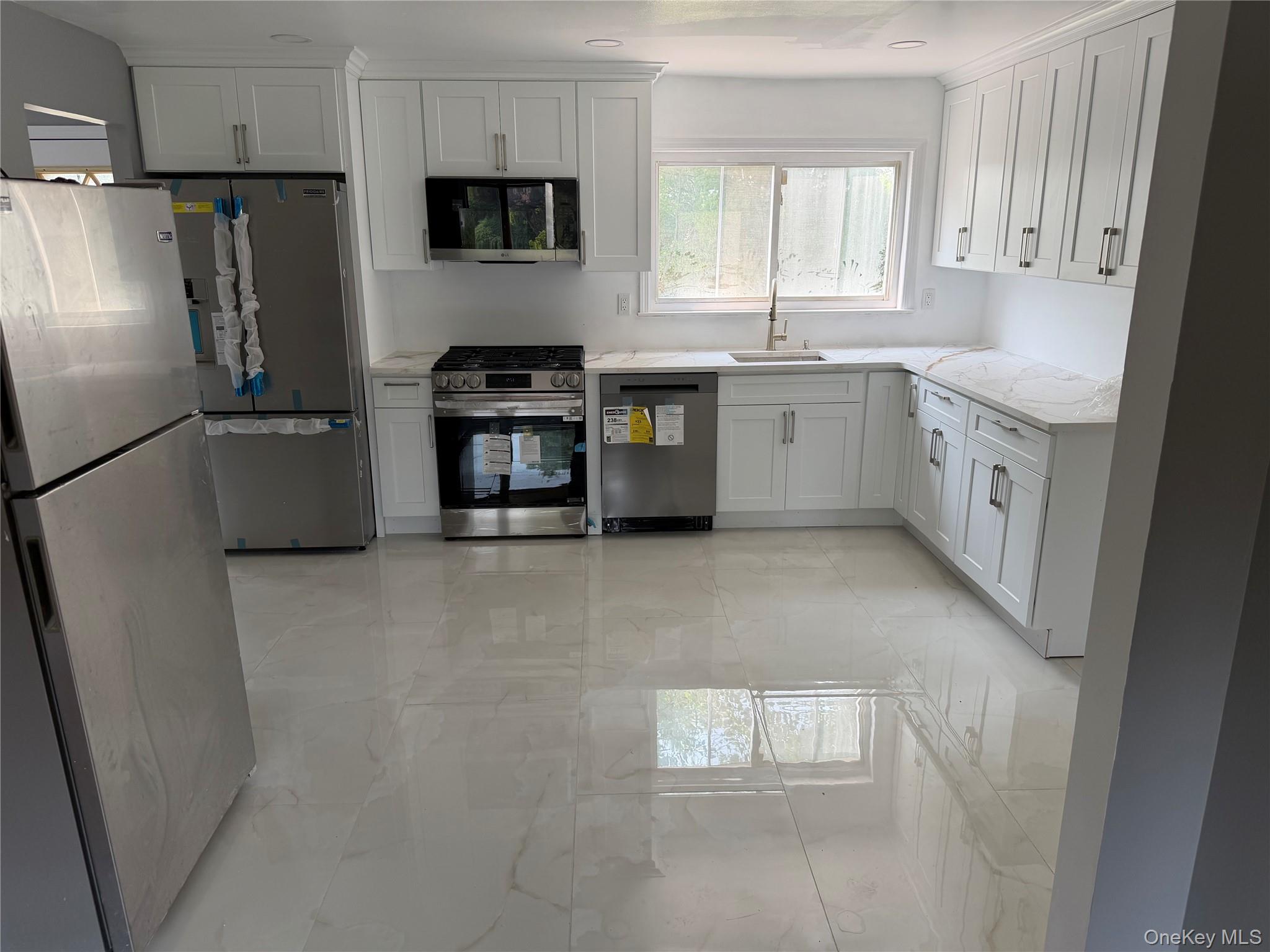 2nd image of 2 Valley Forge Dr, Babylon, NY 11798 | MLS# 1026709