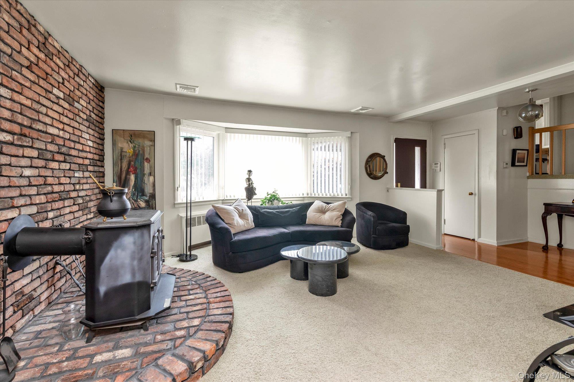 3rd image of 4020 Judith Ln, Hempstead, NY 11572 | MLS# 1026726