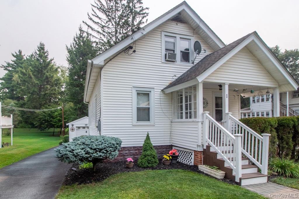 Homes for sale in Wawarsing, NY | 1 Carnation Ave, Wawarsing, NY 12428 | MLS# 1026731
