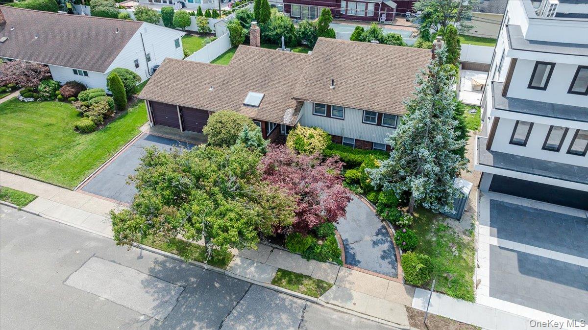 2nd image of 1417 Park St, Hempstead, NY 11509 | MLS# 1026745