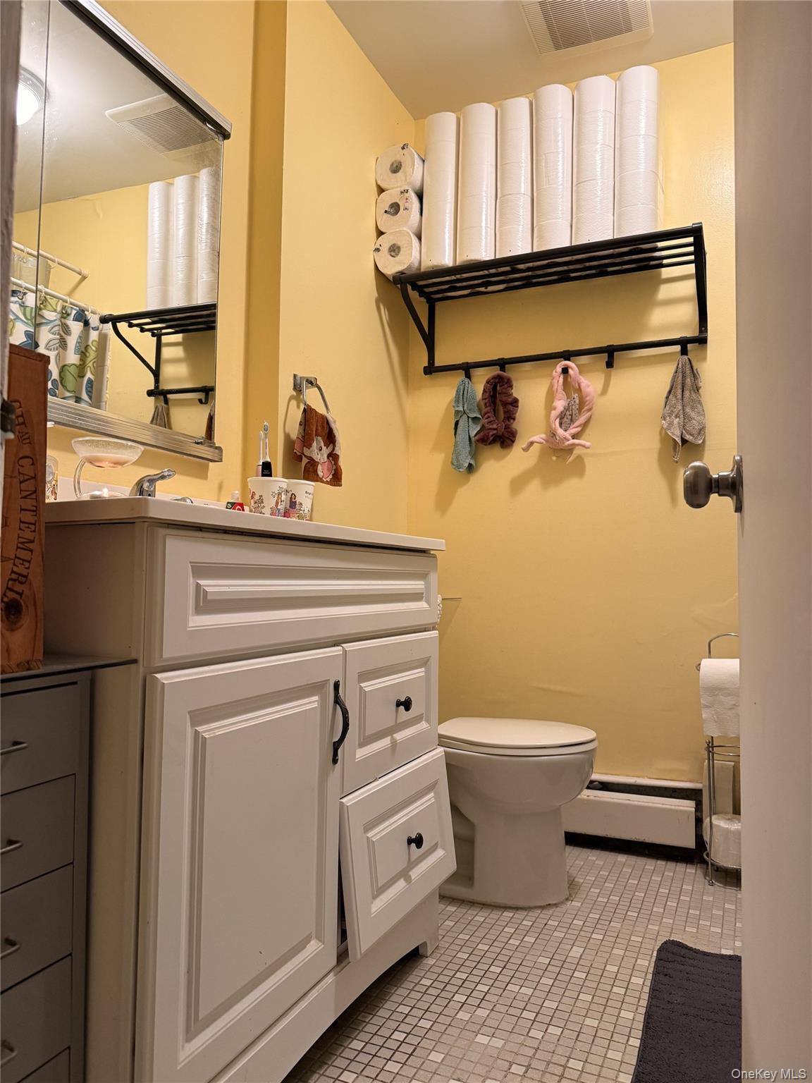 2nd image of 303 121st St, New York, NY 10027