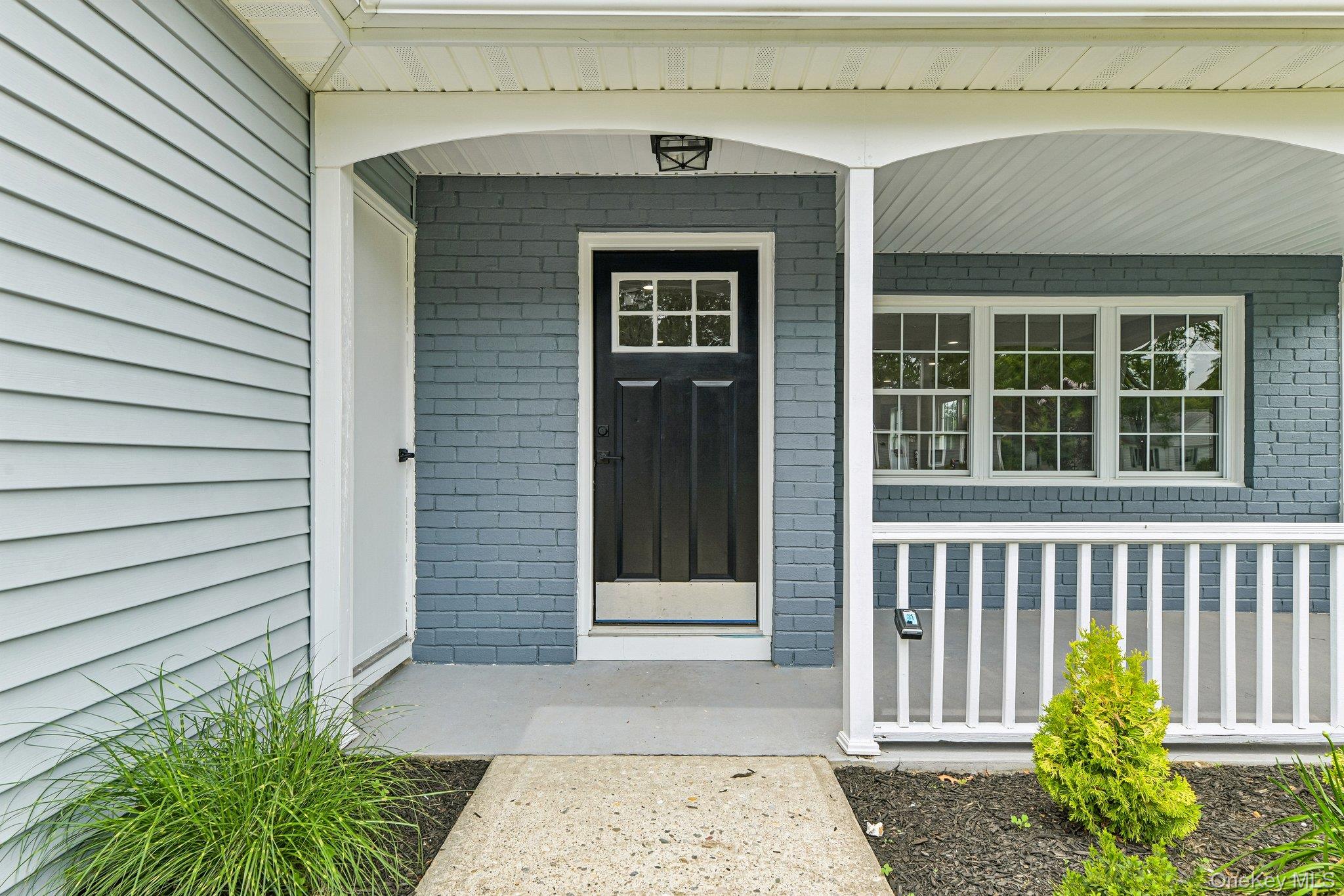 2nd image of 190 Canterbury Dr, Brookhaven, NY 11961 | MLS# 1026762