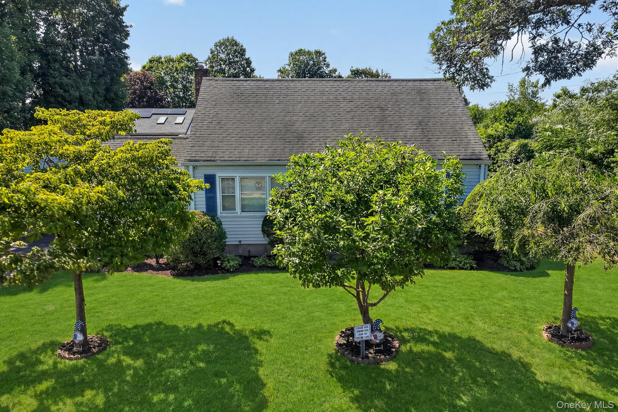 5th image of 1547 Walt Whitman Rd, Huntington, NY 11747 | MLS# 1026785