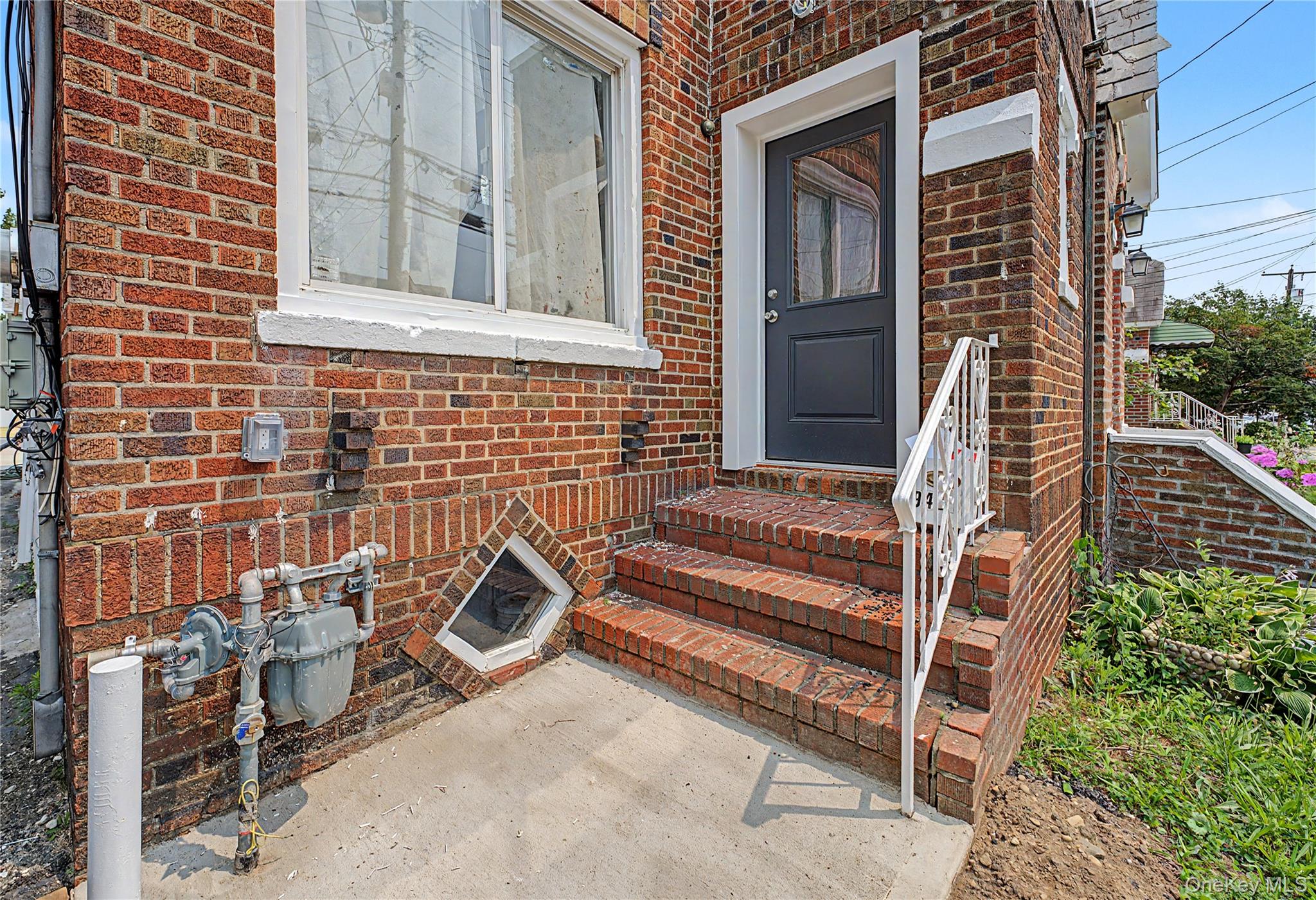2nd image of 9431 239th St, Hempstead, NY 11001 | MLS# 1026786