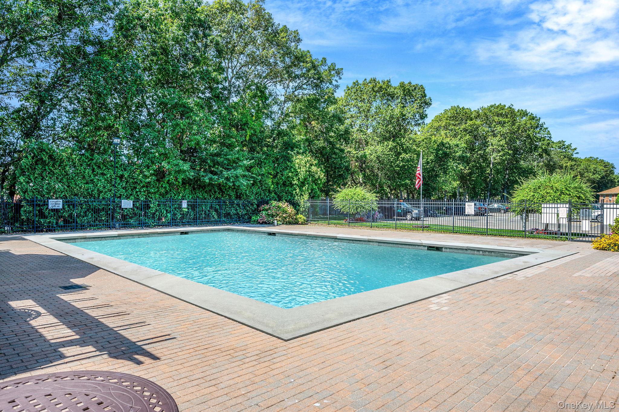 34th image of 460 Old Town Rd #3G, Brookhaven, NY 11776 | MLS# 1026789