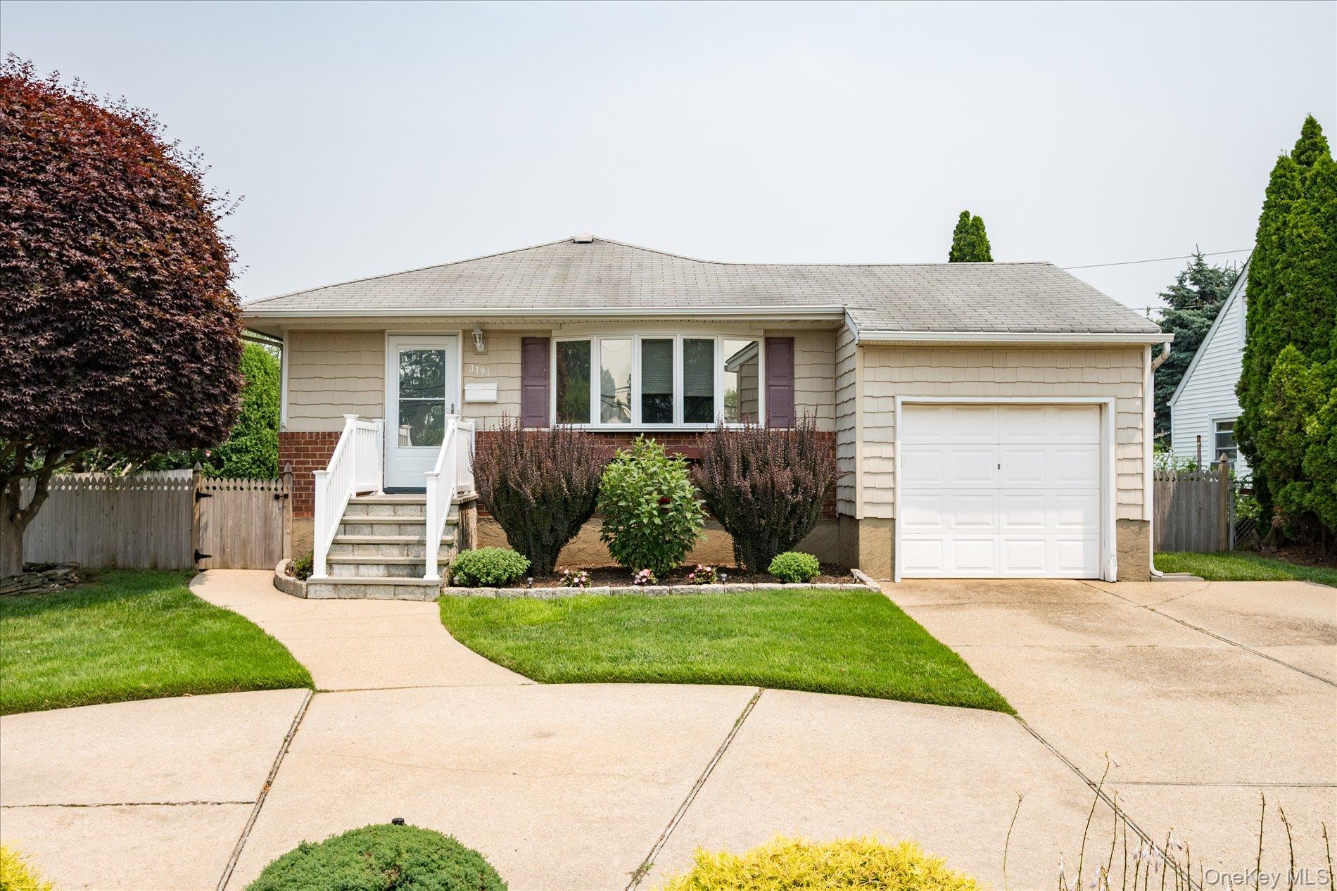 1st image of 3191 N Jerusalem Rd, Hempstead, NY 11756 | MLS# 1026793