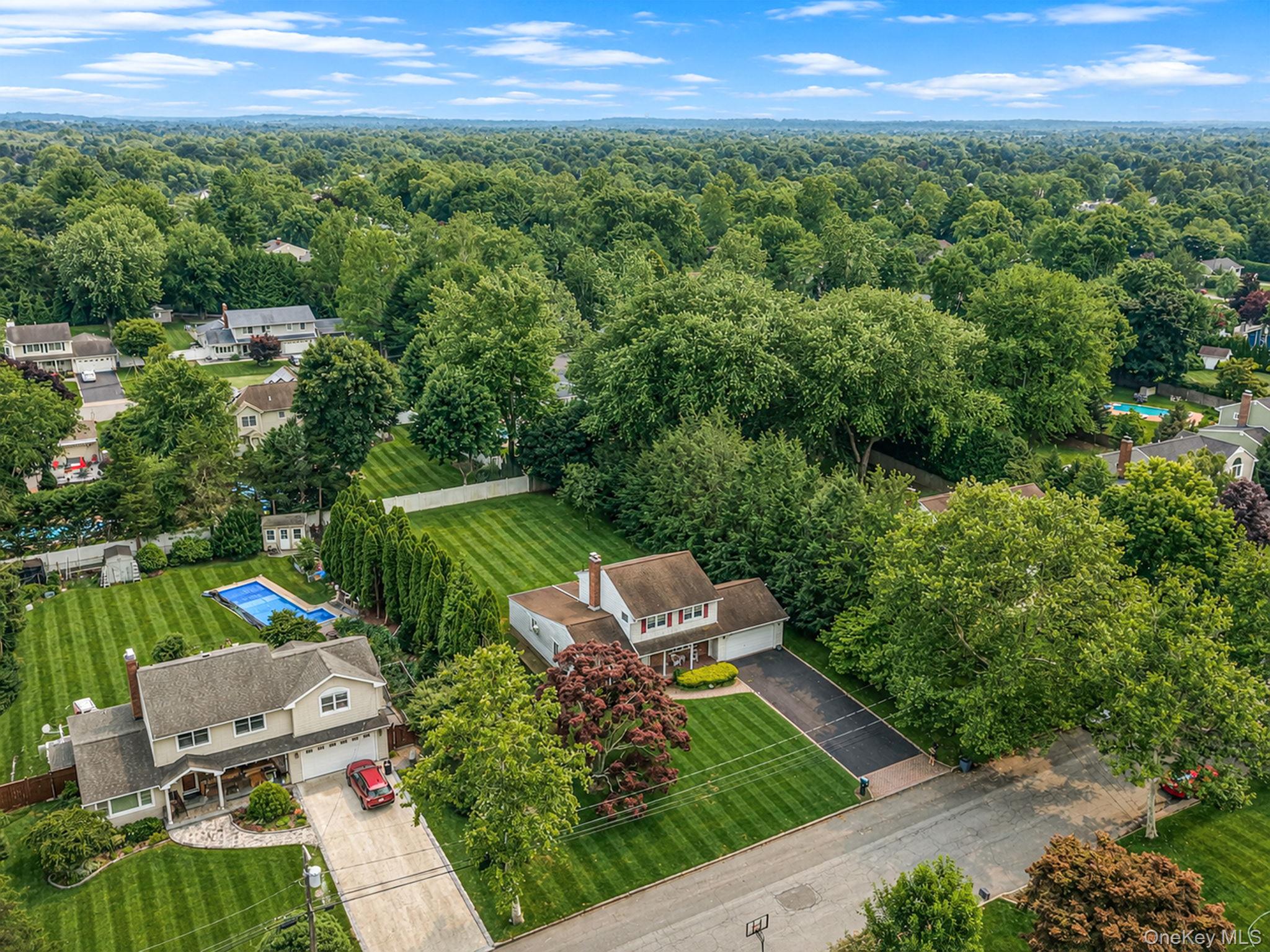 39th image of 15 Buhl Ln, Huntington, NY 11731 | MLS# 1026798