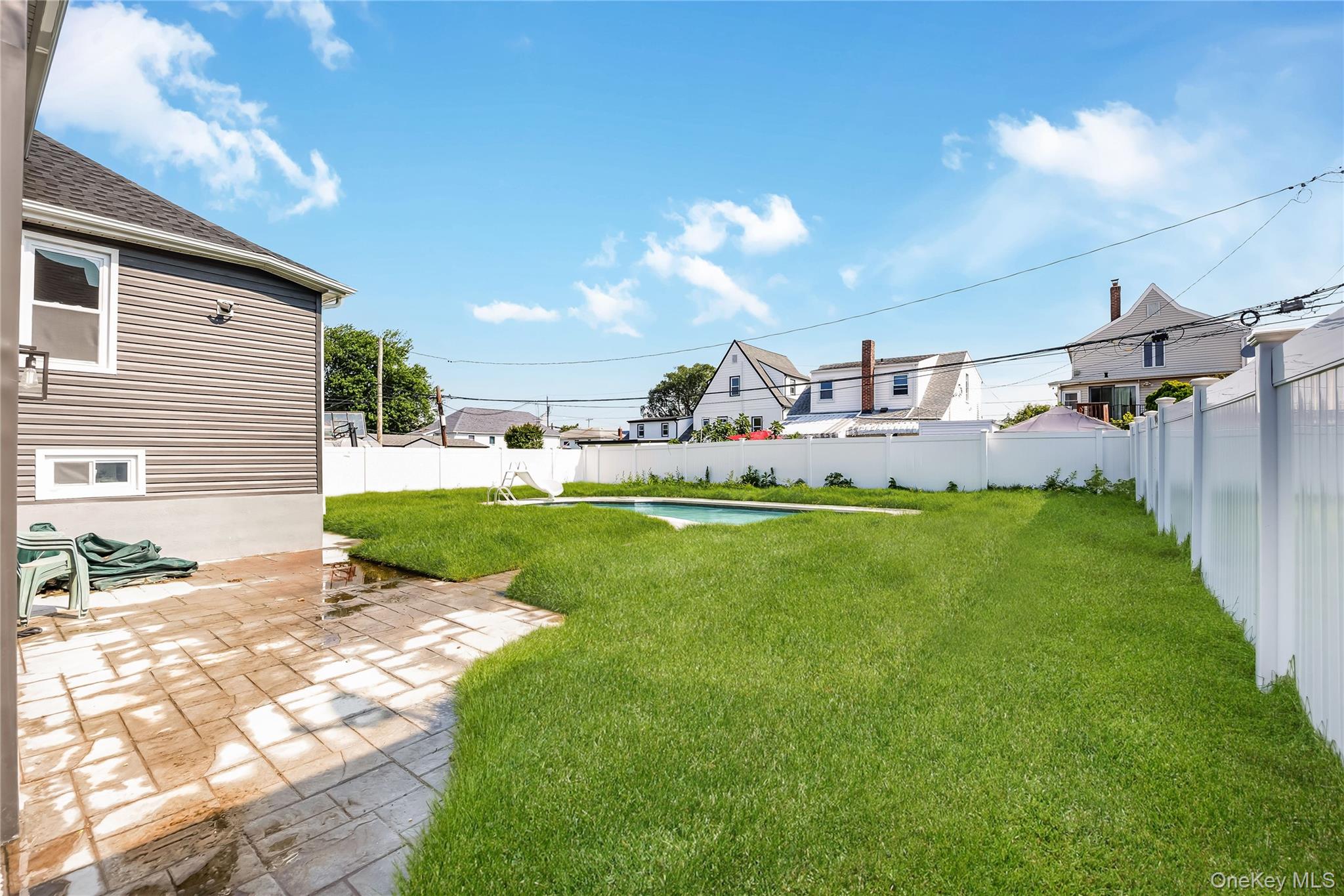 5th image of 1043 Delaware Ave, Island Park, NY 11558 | MLS# 1026810