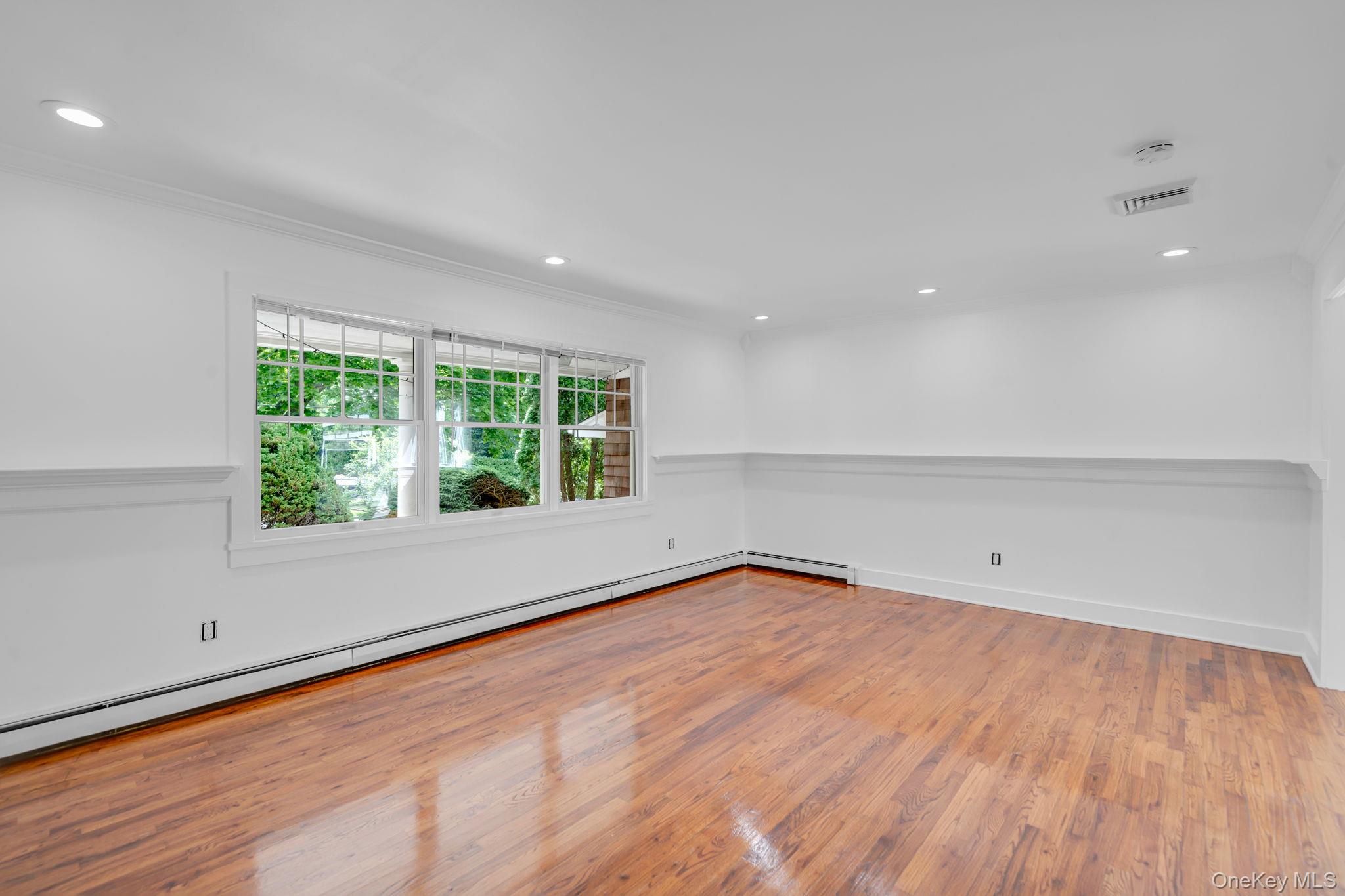 3rd image of 20 Dolphin Wy, Riverhead, NY 11901 | MLS# 1026812