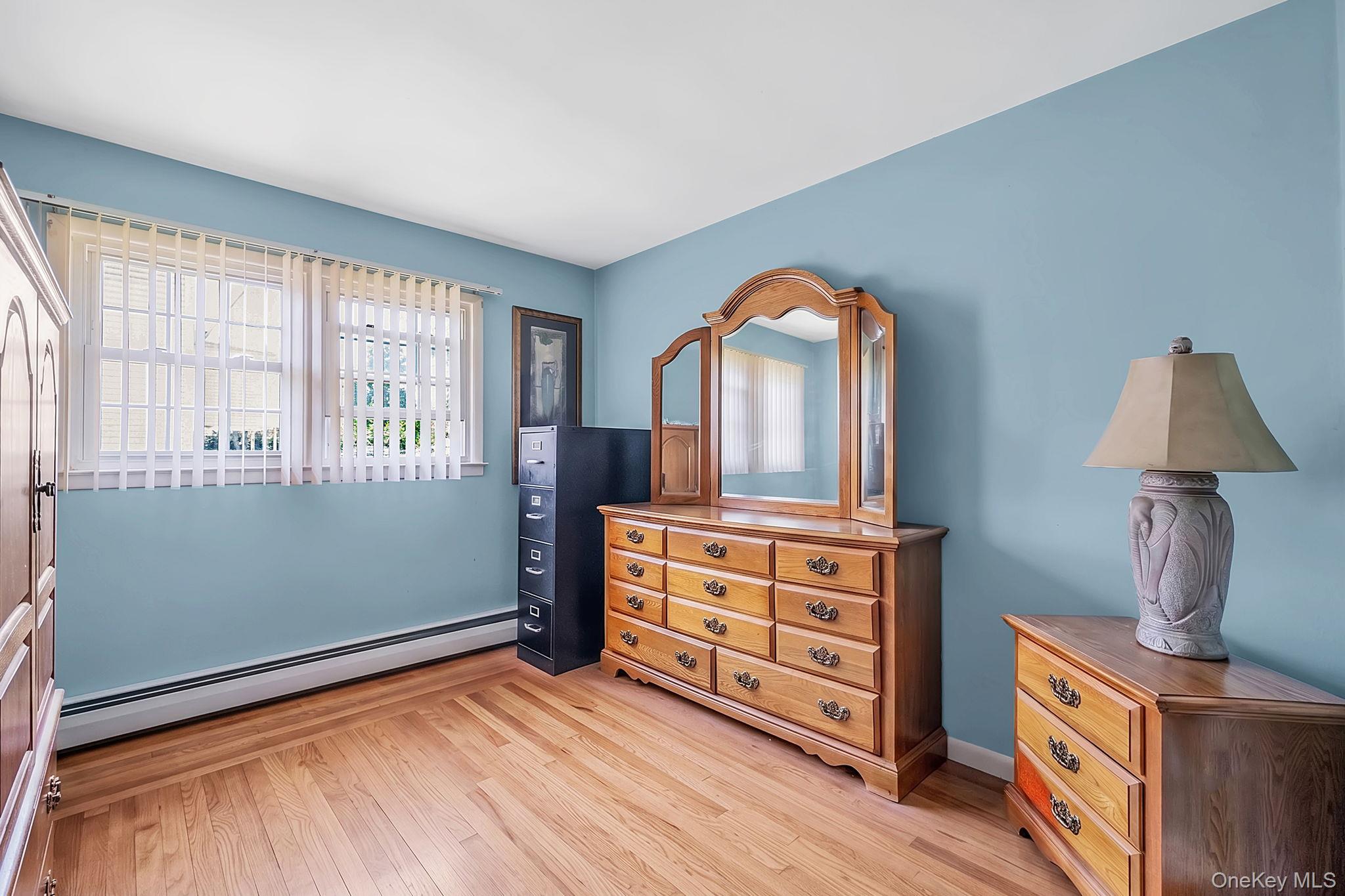 20th image of 190 Bay Ave, Patchogue, NY 11772 | MLS# 1026822
