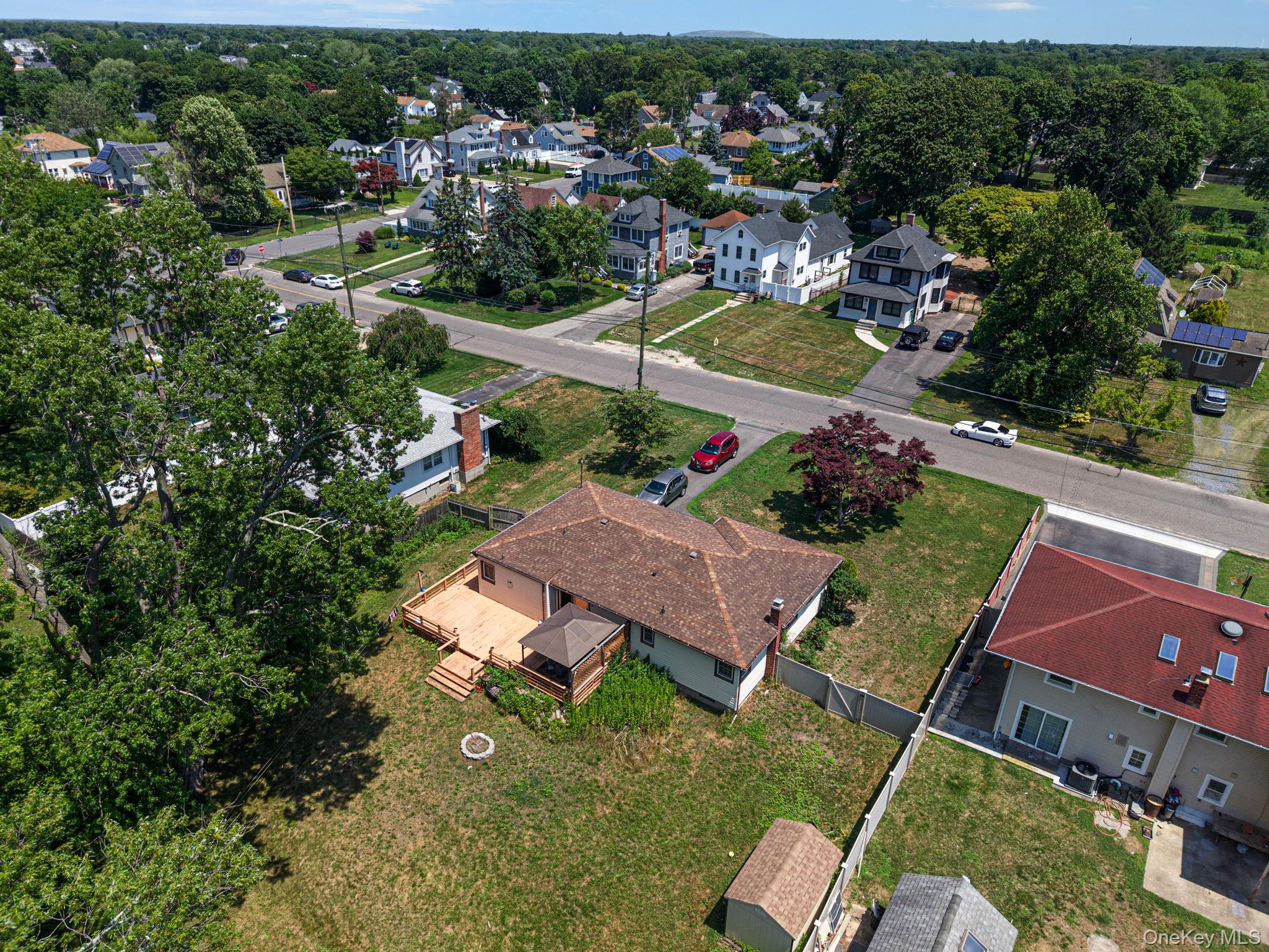 3rd image of 190 Bay Ave, Patchogue, NY 11772 | MLS# 1026822