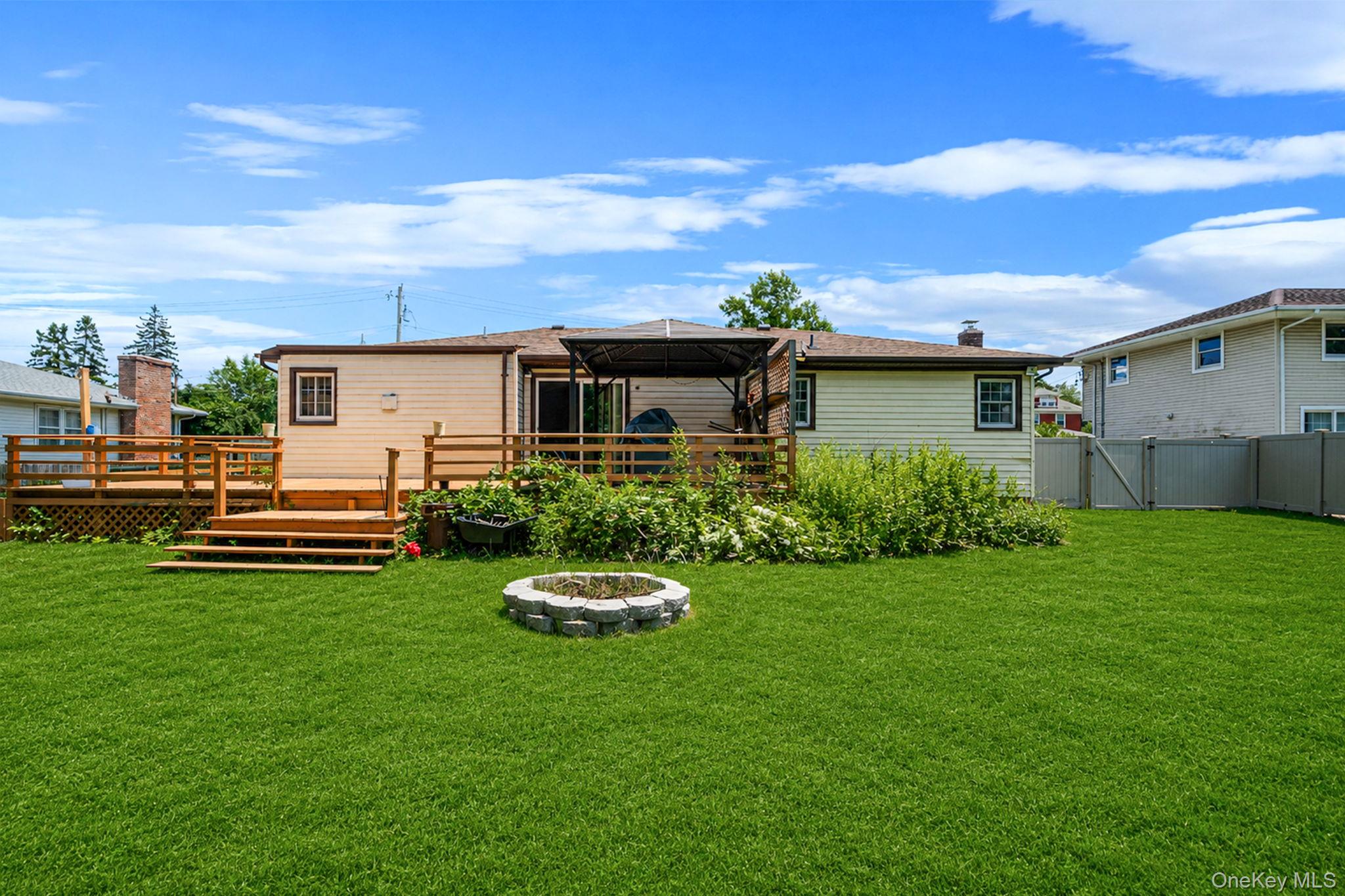 4th image of 190 Bay Ave, Patchogue, NY 11772 | MLS# 1026822