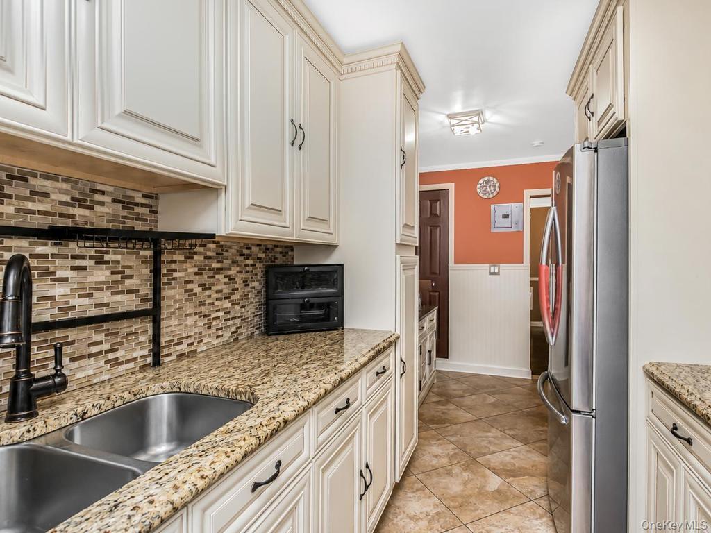 5th image of 480 Riverdale Ave #6H, Yonkers, NY 10705 | MLS# 1026825