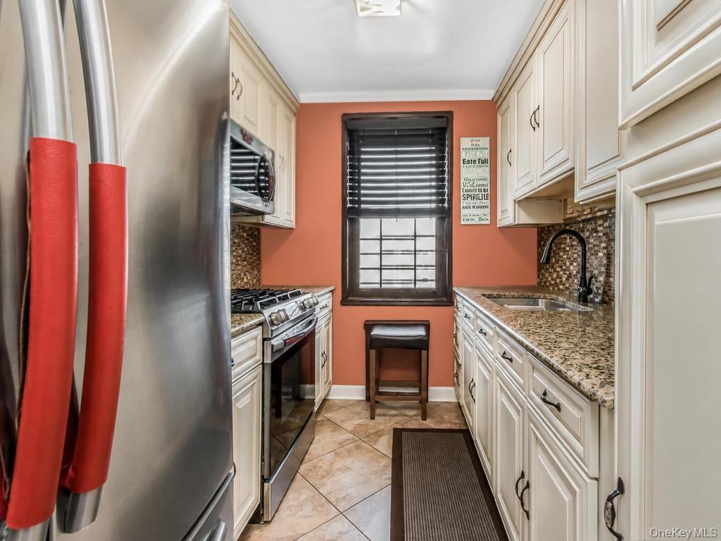 4th image of 480 Riverdale Ave #6H, Yonkers, NY 10705 | MLS# 1026825