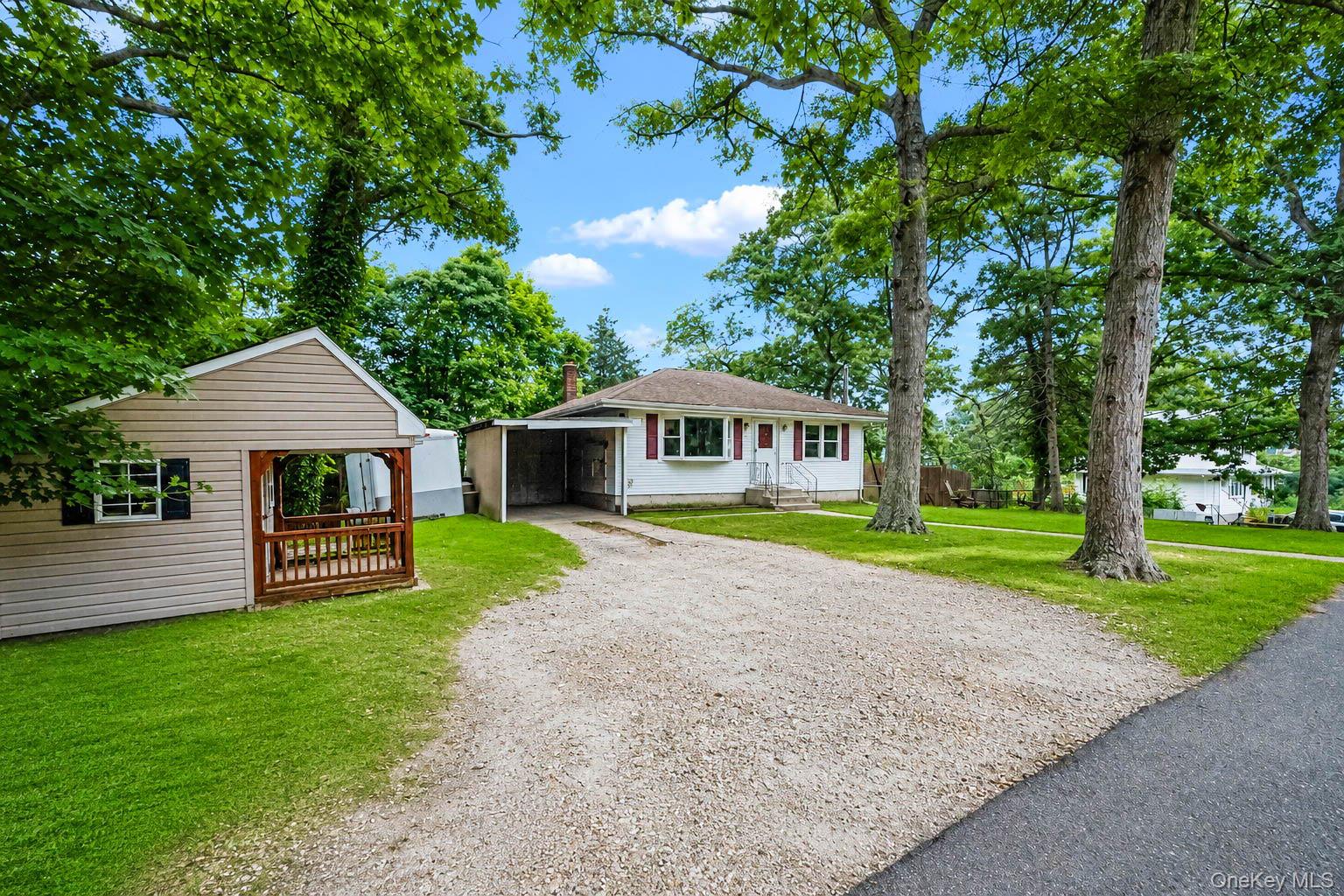 5th image of 45 Dawn Rd, Rocky Point, NY 11778 | MLS# 1026835