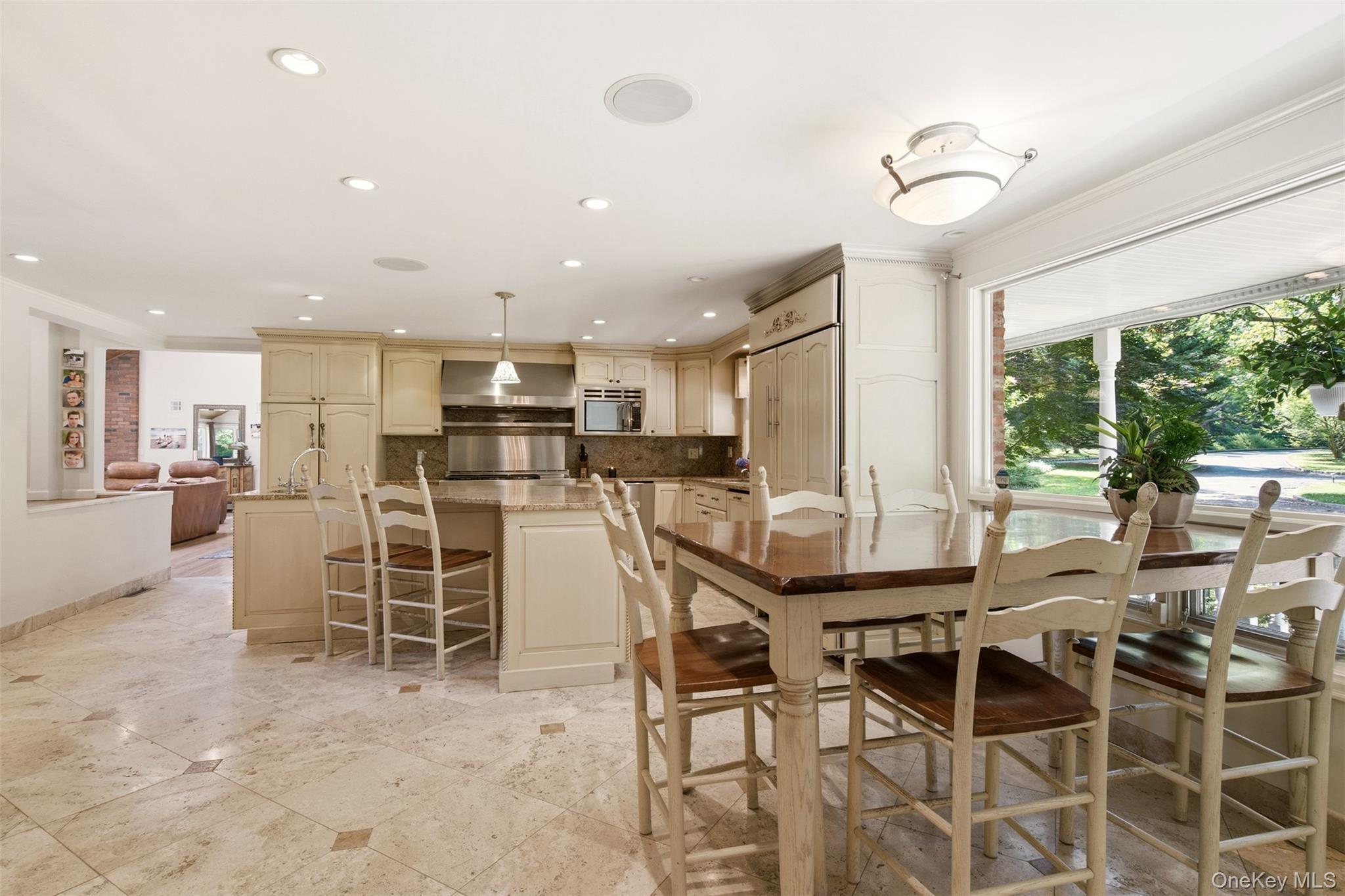 5th image of 27 School Ln, Huntington, NY 11743 | MLS# 1026840