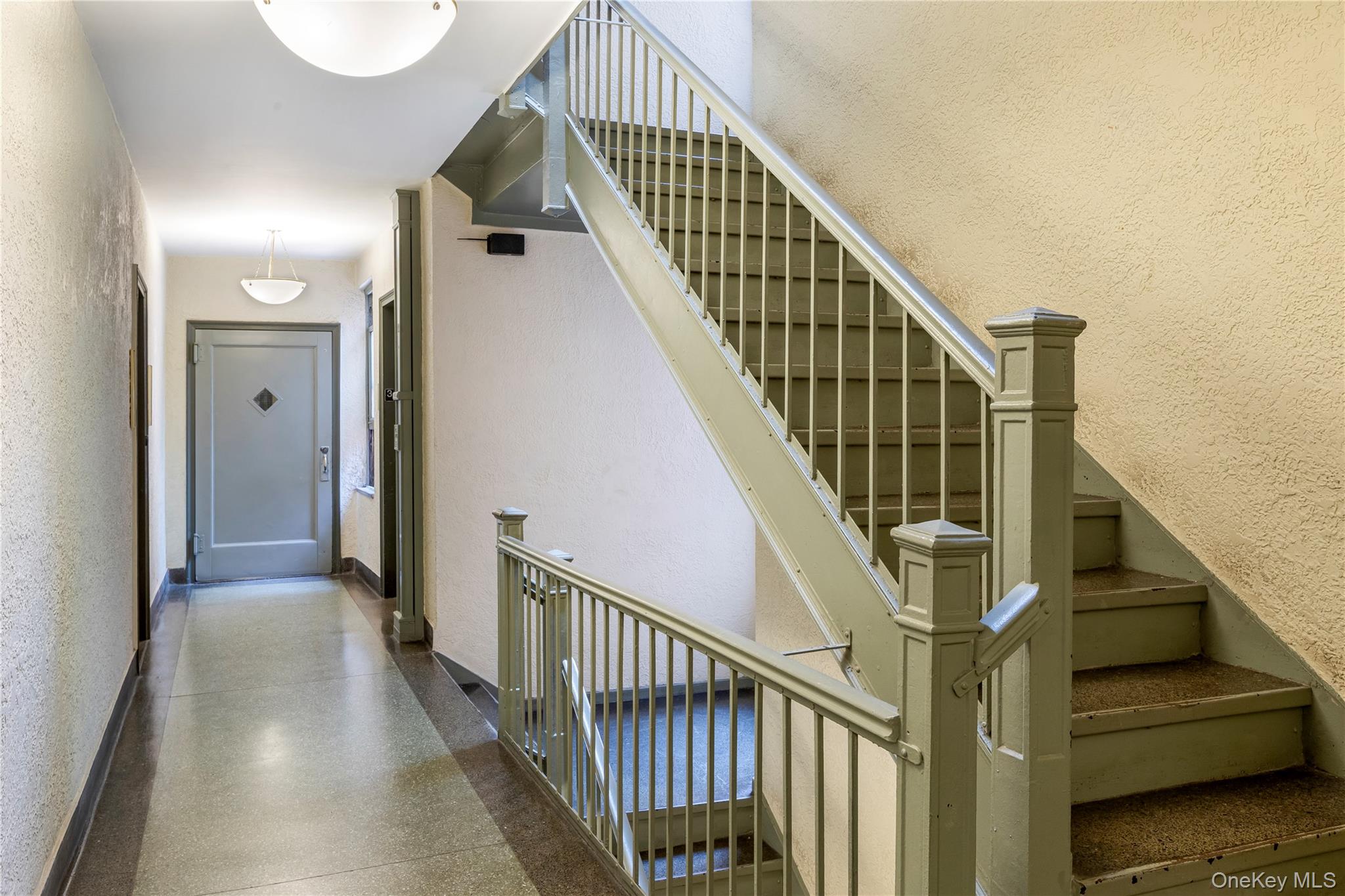 5th image of 3656 Johnson Ave, New York, NY 10463