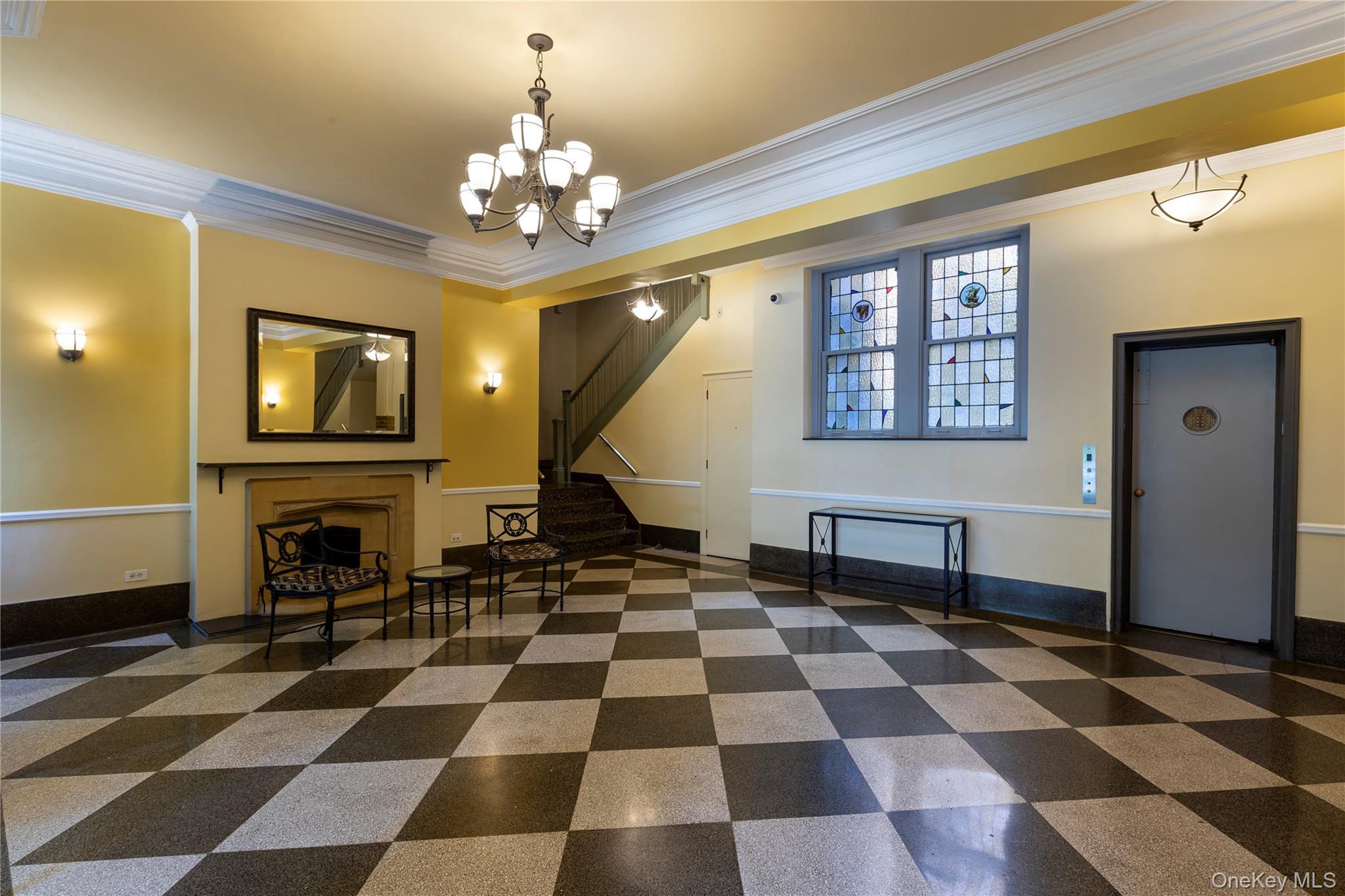 3rd image of 3656 Johnson Ave, New York, NY 10463