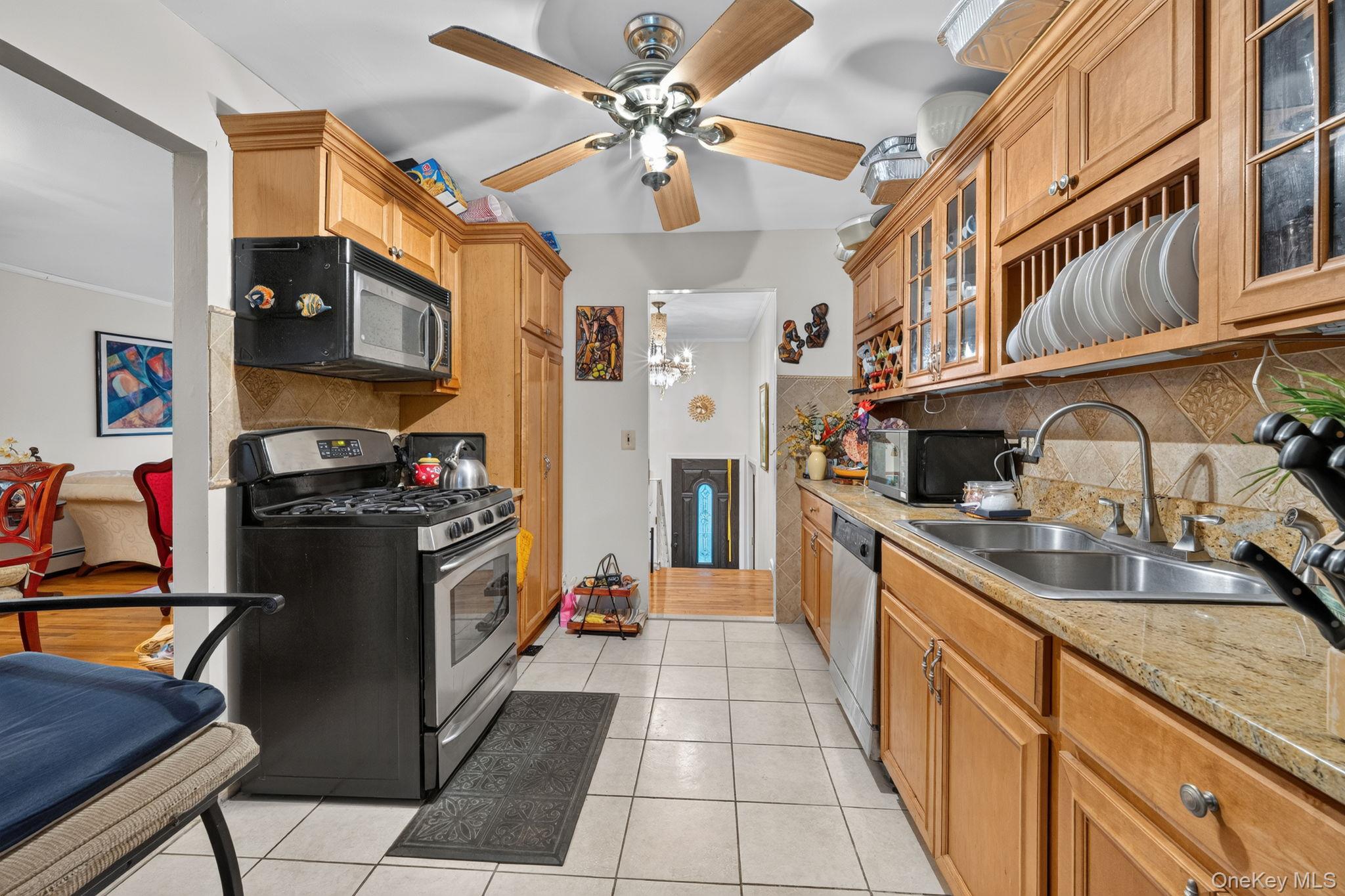 4th image of 2496 Enid Ct, Hempstead, NY 11510 | MLS# 1026854