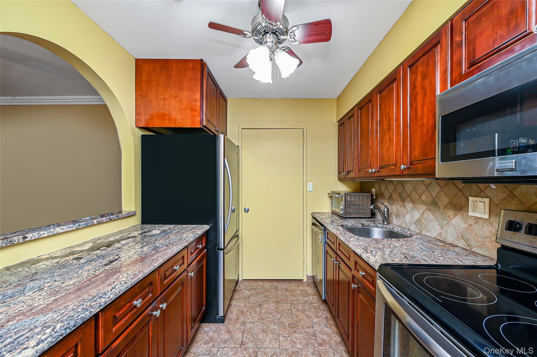 2nd image of 360 Shore Rd #4K, Long Beach, NY 11561 | MLS# 1026877