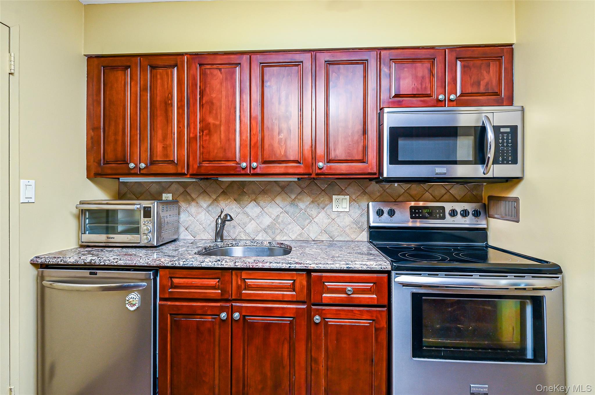 4th image of 360 Shore Rd #4K, Long Beach, NY 11561 | MLS# 1026877