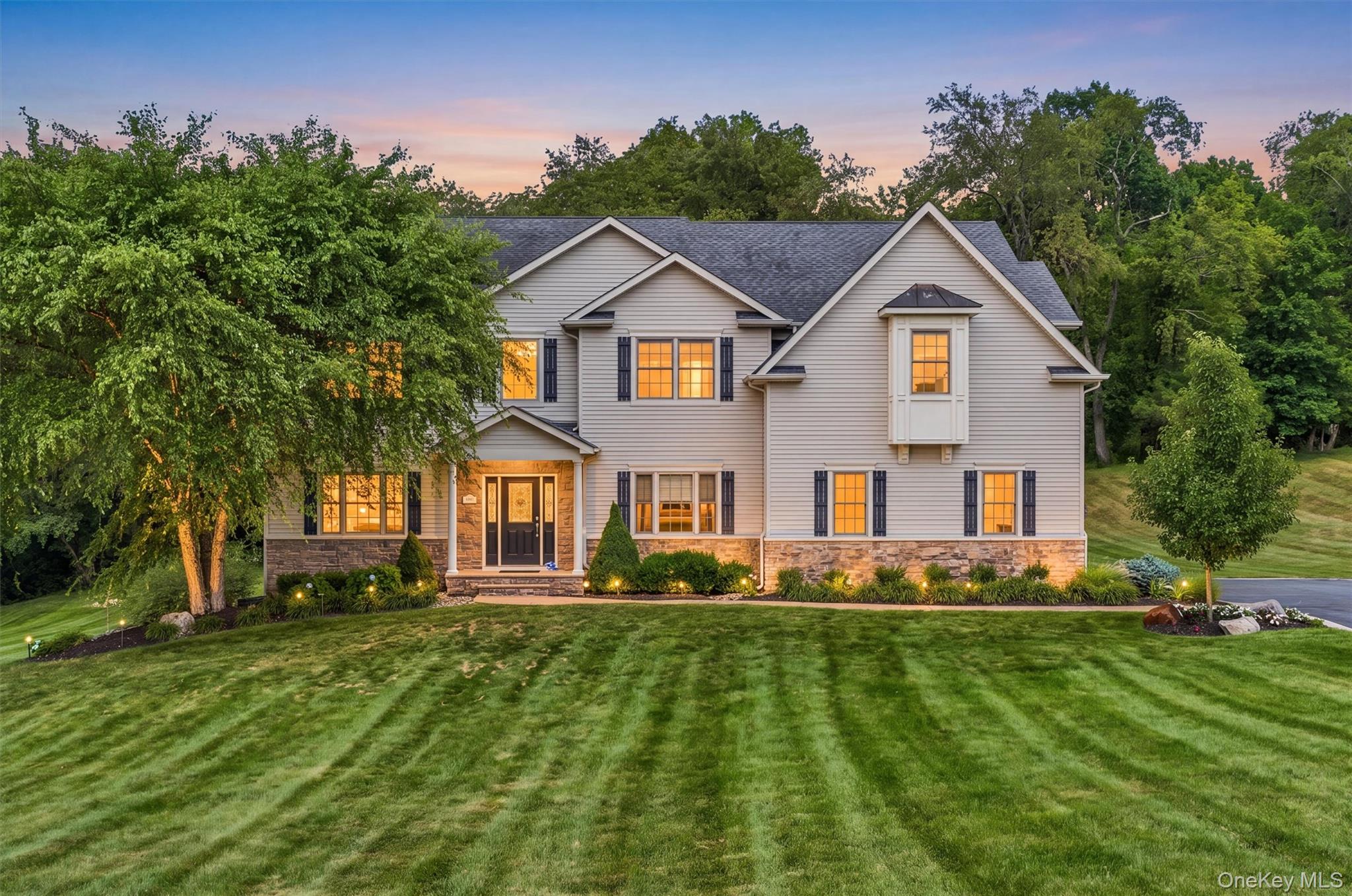 1st image of 16 Canterbury Ln, Warwick (town), NY 10990 | MLS# 1026878