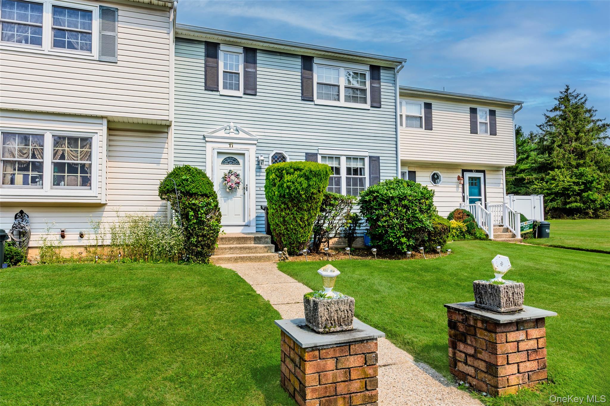 4th image of 11 Monitor Ct, Brookhaven, NY 11727 | MLS# 1026890