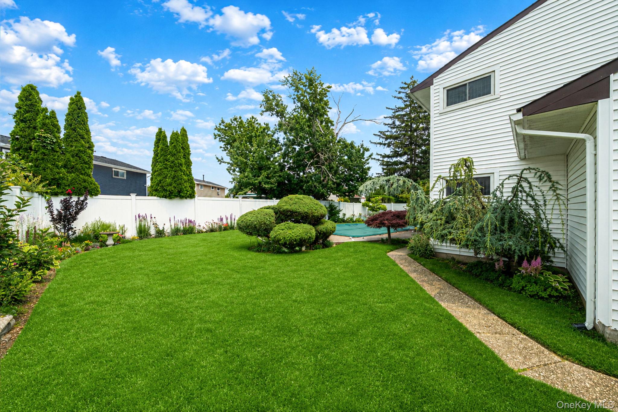 4th image of 27 Ventura Dr, Babylon, NY 11703 | MLS# 1026923