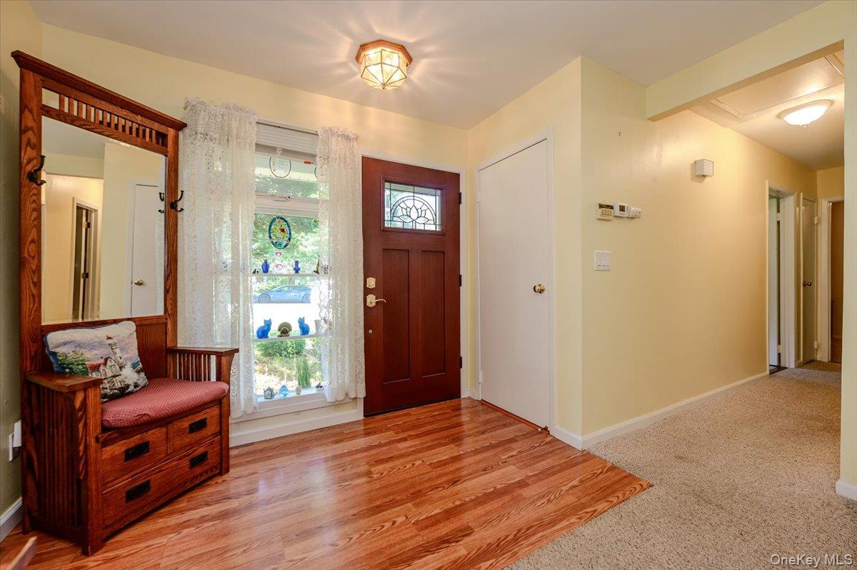 3rd image of 14 Akron Pl, Shoreham, NY 11786 | MLS# 1026948