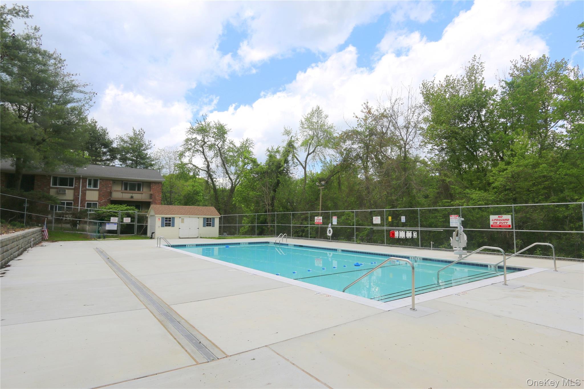 19th image of 2 Woods End Cir #L, Peekskill, NY 10566 | MLS# 1026958