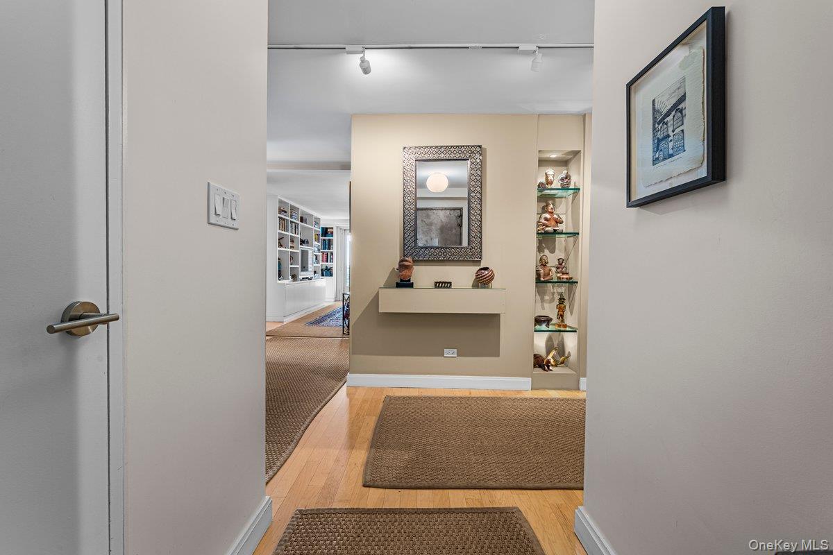 2nd image of 2575 Palisade Ave #12AB, Bronx, NY 10463 | MLS# 1026973