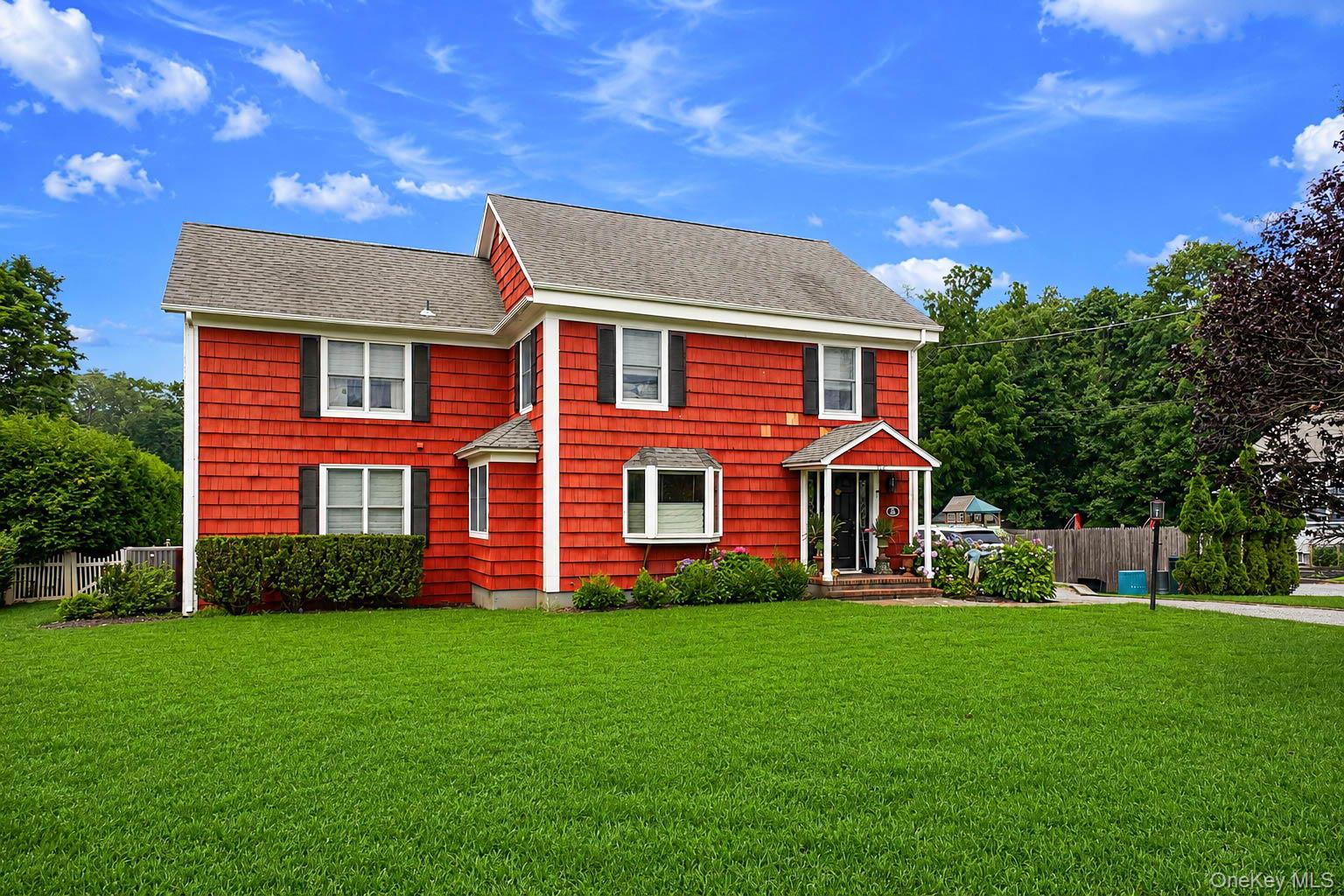 2nd image of 312 Riverside Dr, Riverhead, NY 11901 | MLS# 1026993
