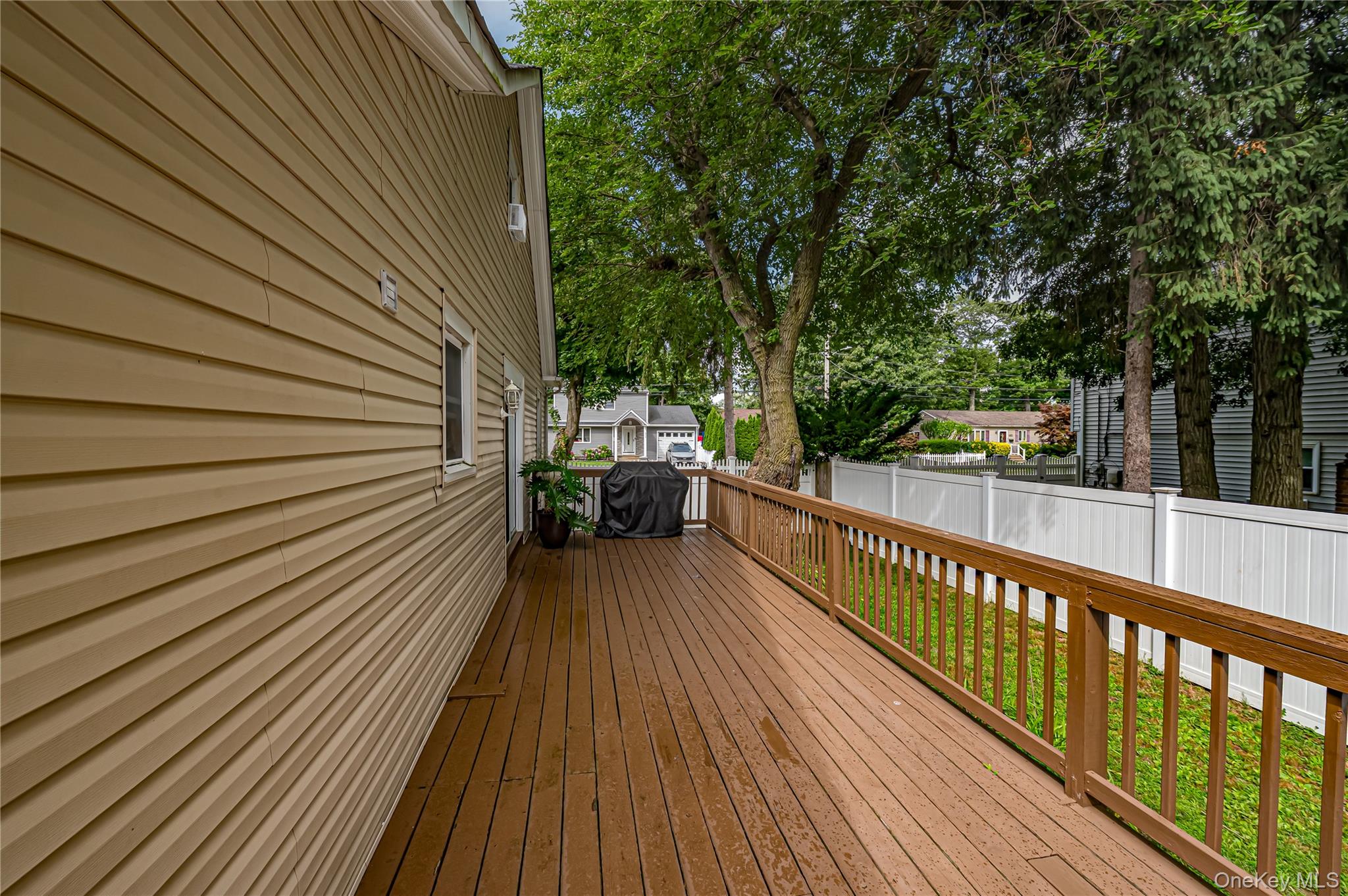 27th image of 234 Grand Ave, Babylon, NY 11757 | MLS# 1027001