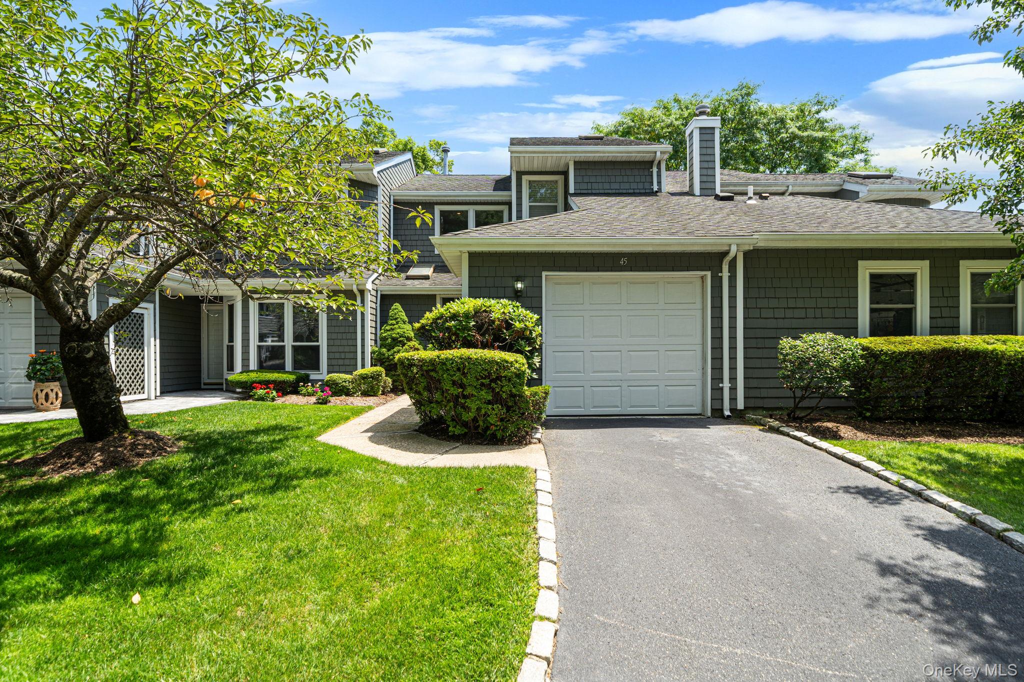 5th image of 45 Madder Lake Cir, Smithtown, NY 11725 | MLS# 1027011