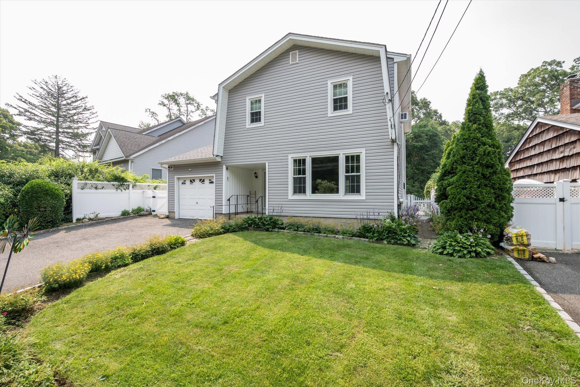 2nd image of 21 Vause St, Huntington, NY 11768 | MLS# 1027110