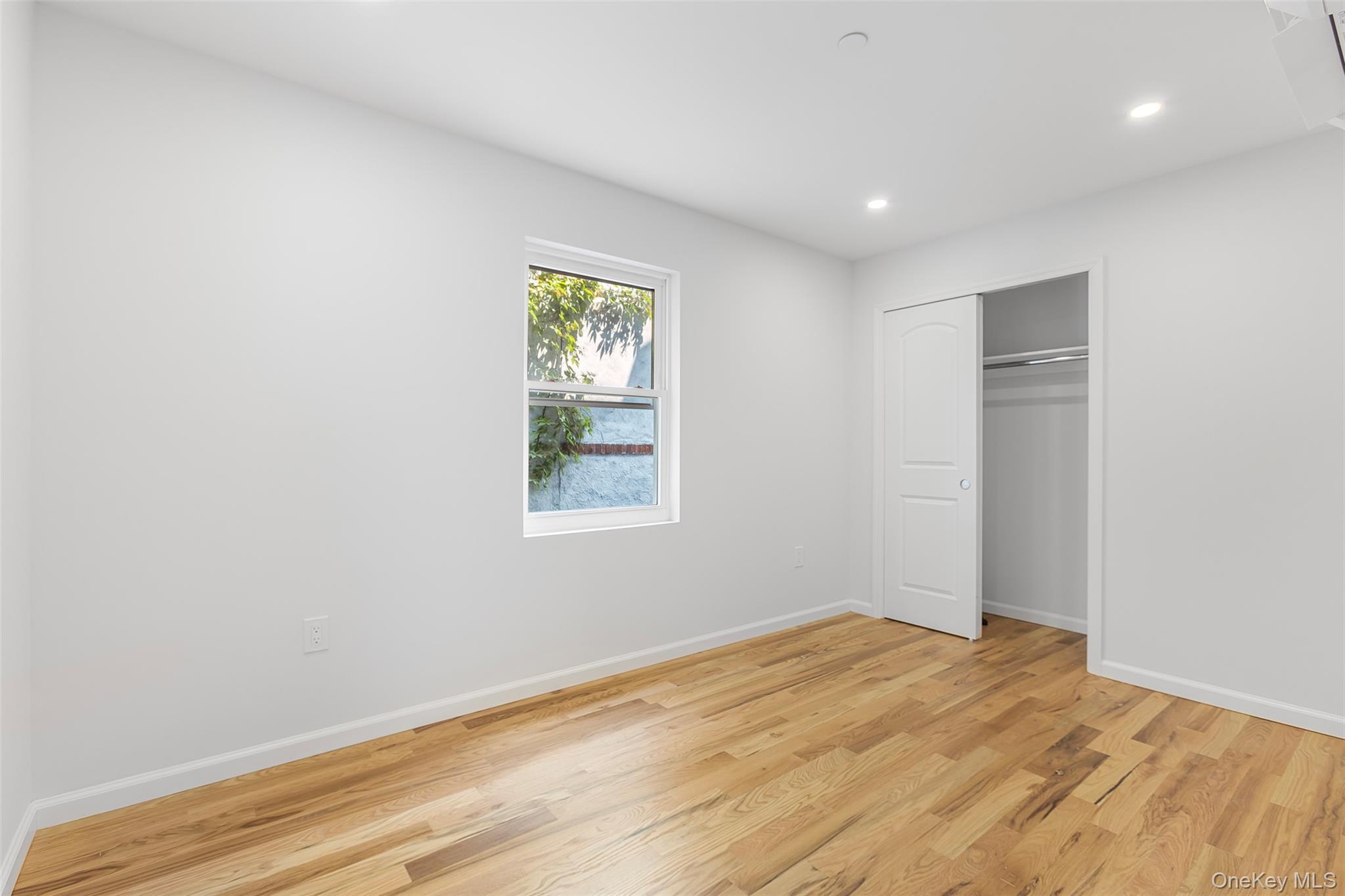 5th image of 3439 Grace Ave, New York, NY 10469 | MLS# 1027128