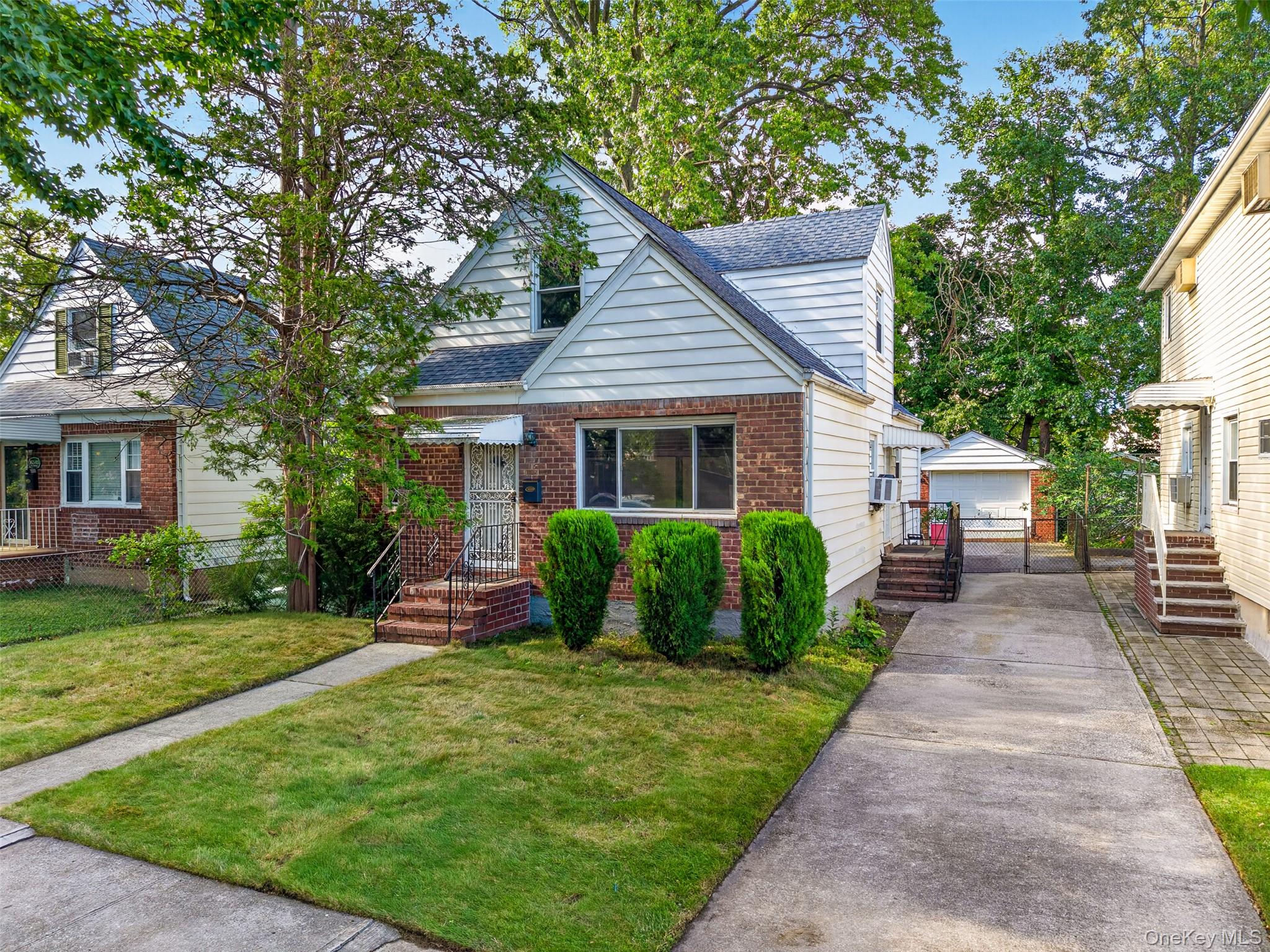2nd image of 163 07 21st Ave, New York, NY 11357 | MLS# 1027150
