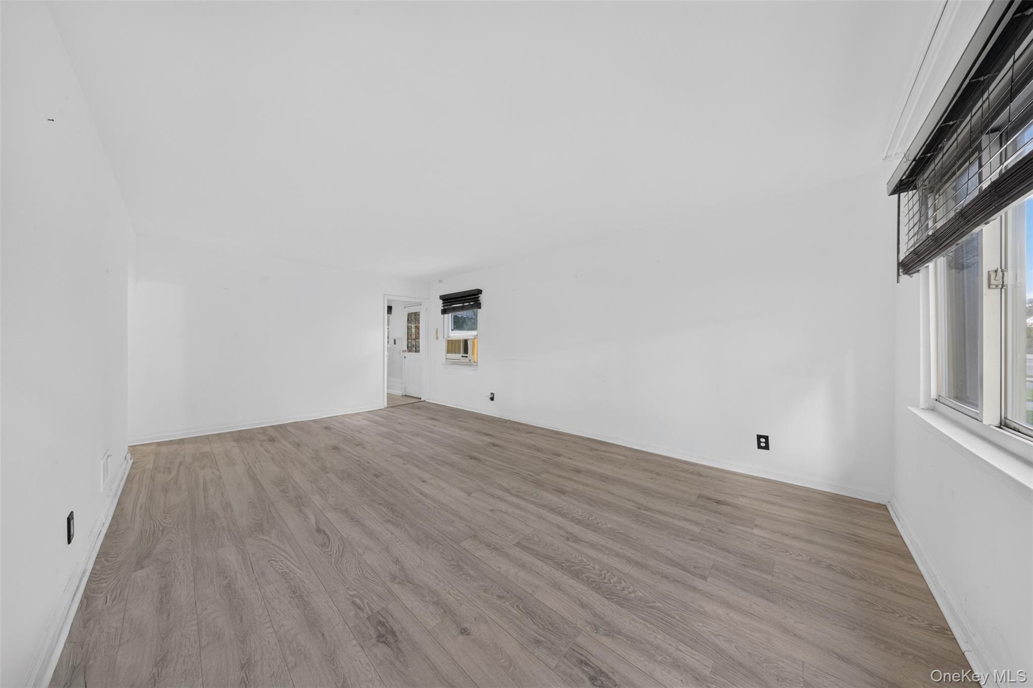 4th image of 163-07 21St Ave, New York, NY 11357 | MLS# 1027150
