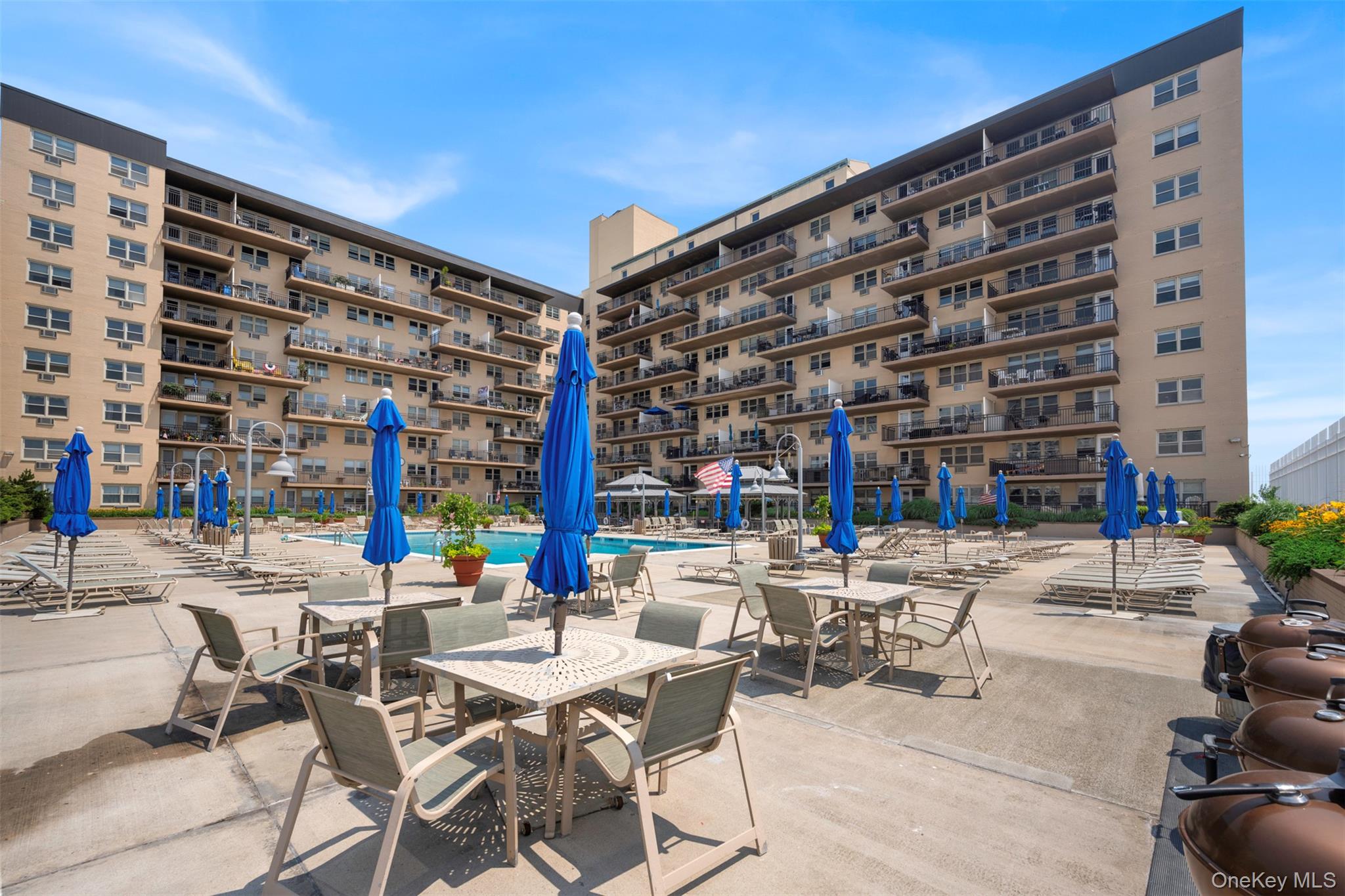 2nd image of 25 Neptune Blvd #6F, Long Beach, NY 11561 | MLS# 1027184
