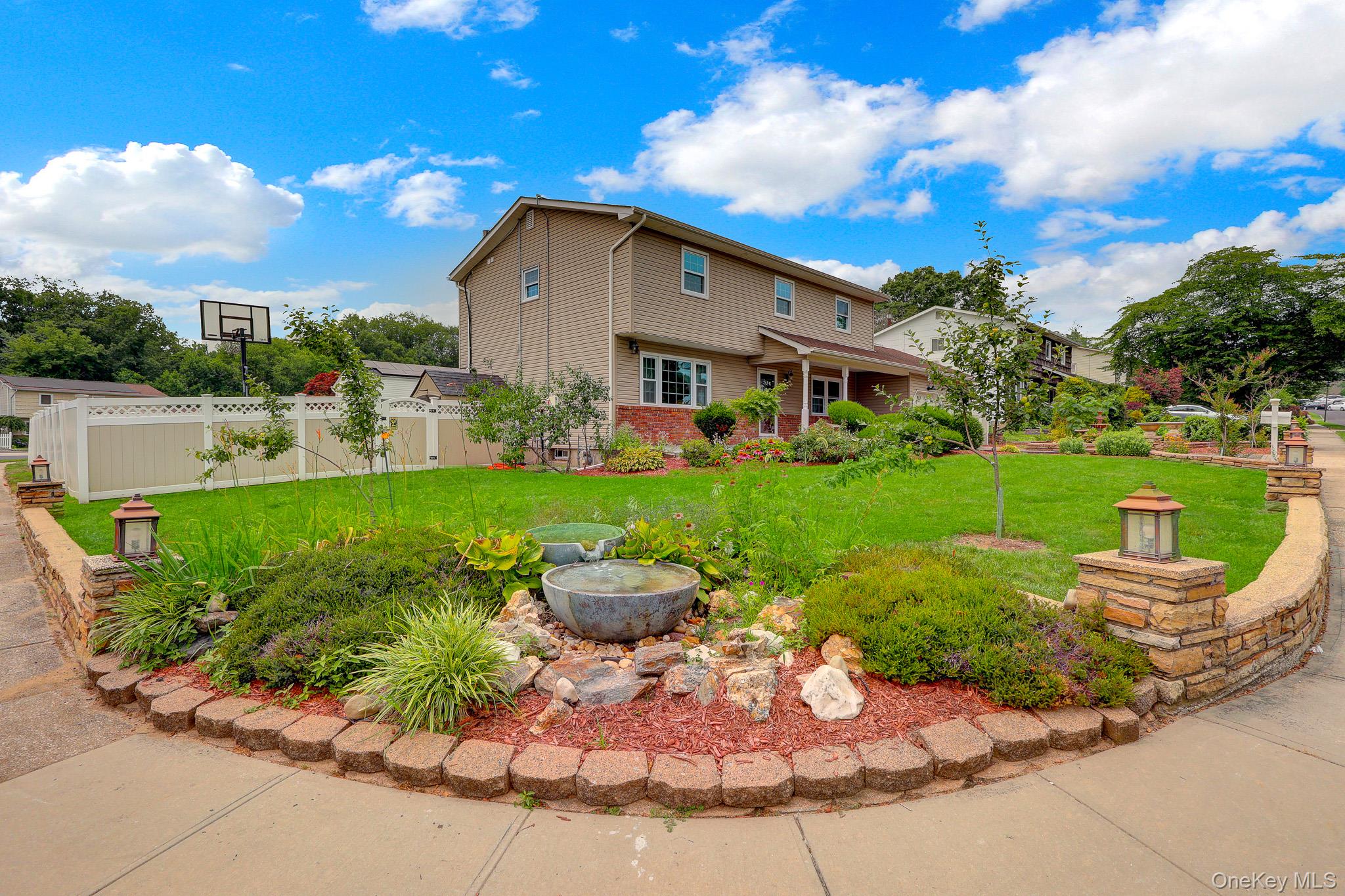 2nd image of 2 Fairhaven Dr, Babylon, NY 11798 | MLS# 1027204