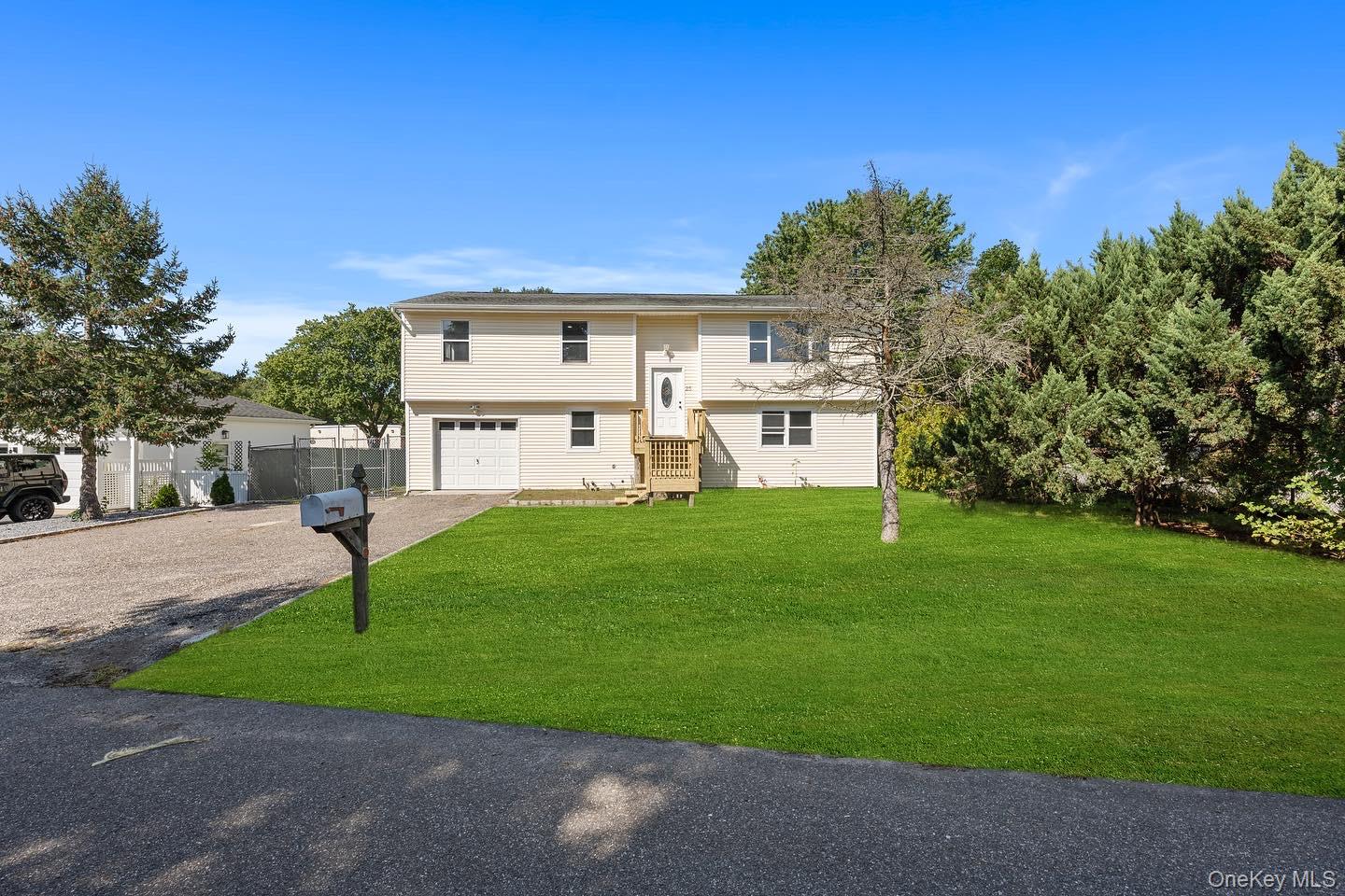 2nd image of 25 Marshall St, Brookhaven, NY 11772 | MLS# 1027229