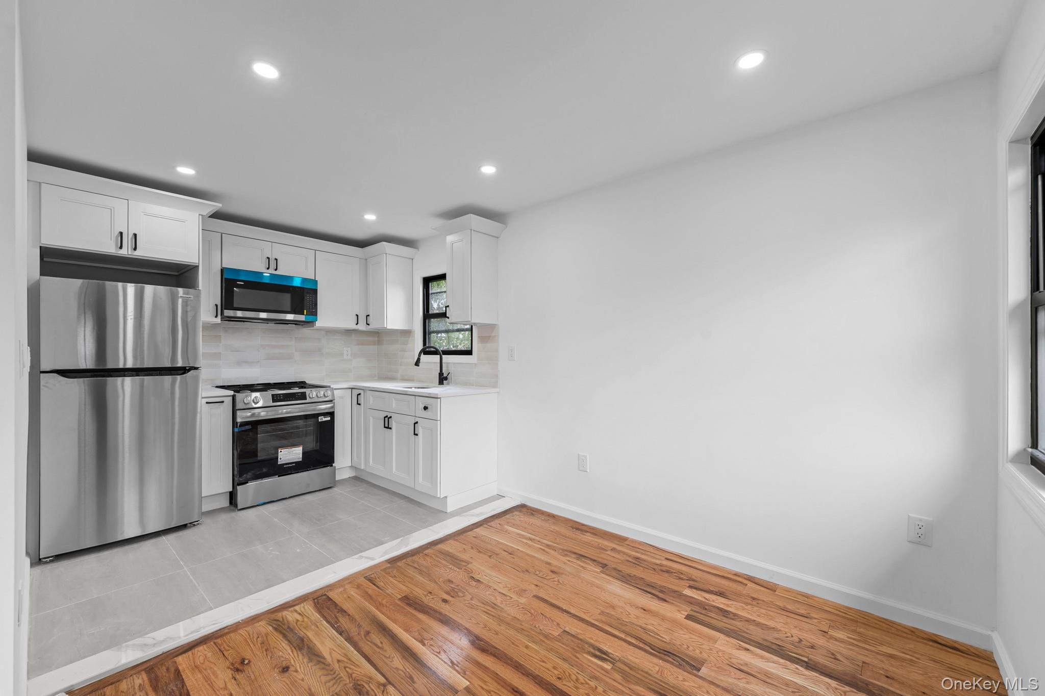 4th image of 423 Beach 63Rd St, New York, NY 11692 | MLS# 1027246